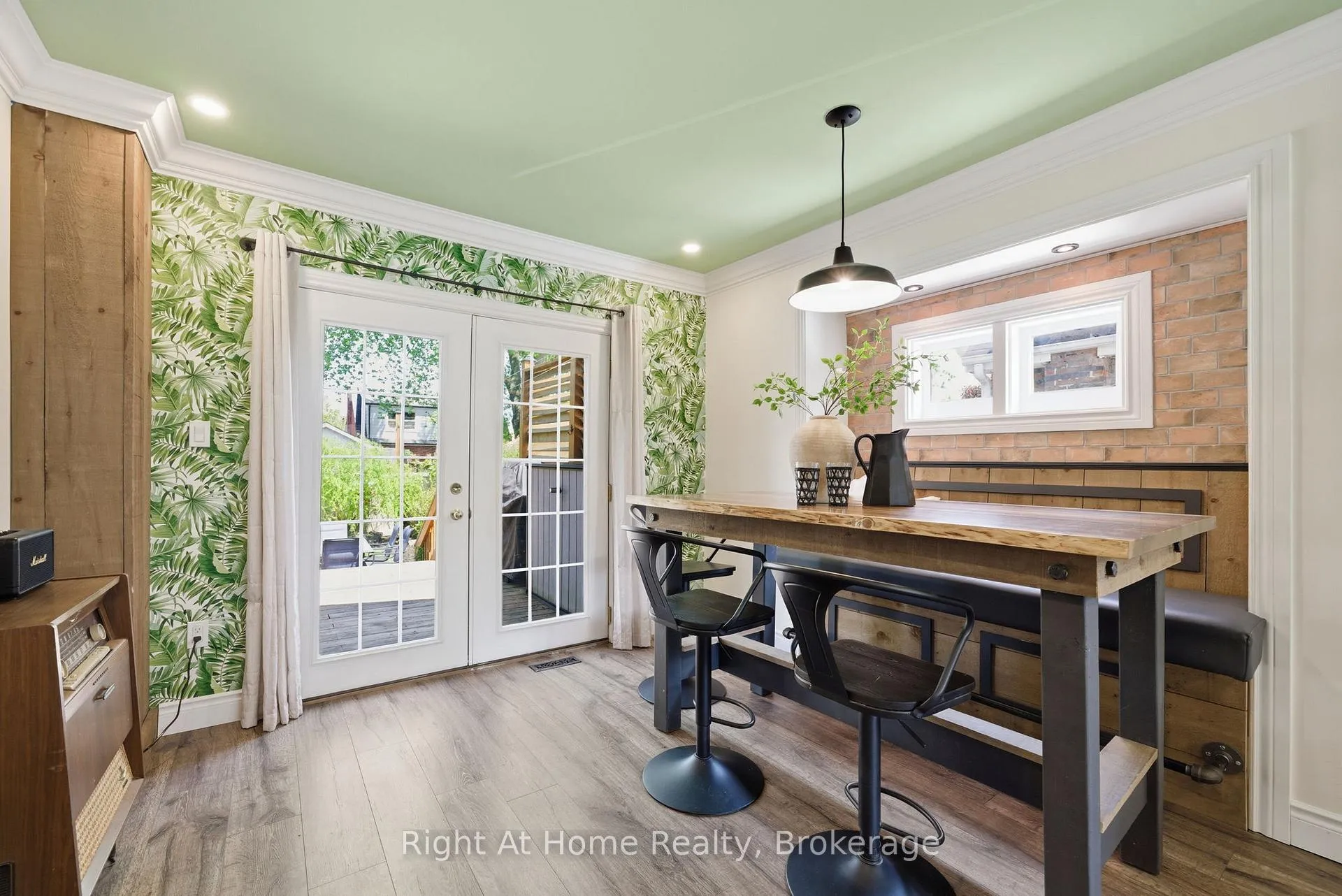 Photo 9 of 381 Jarvis Street, Oshawa, O'Neill — HOMEH
