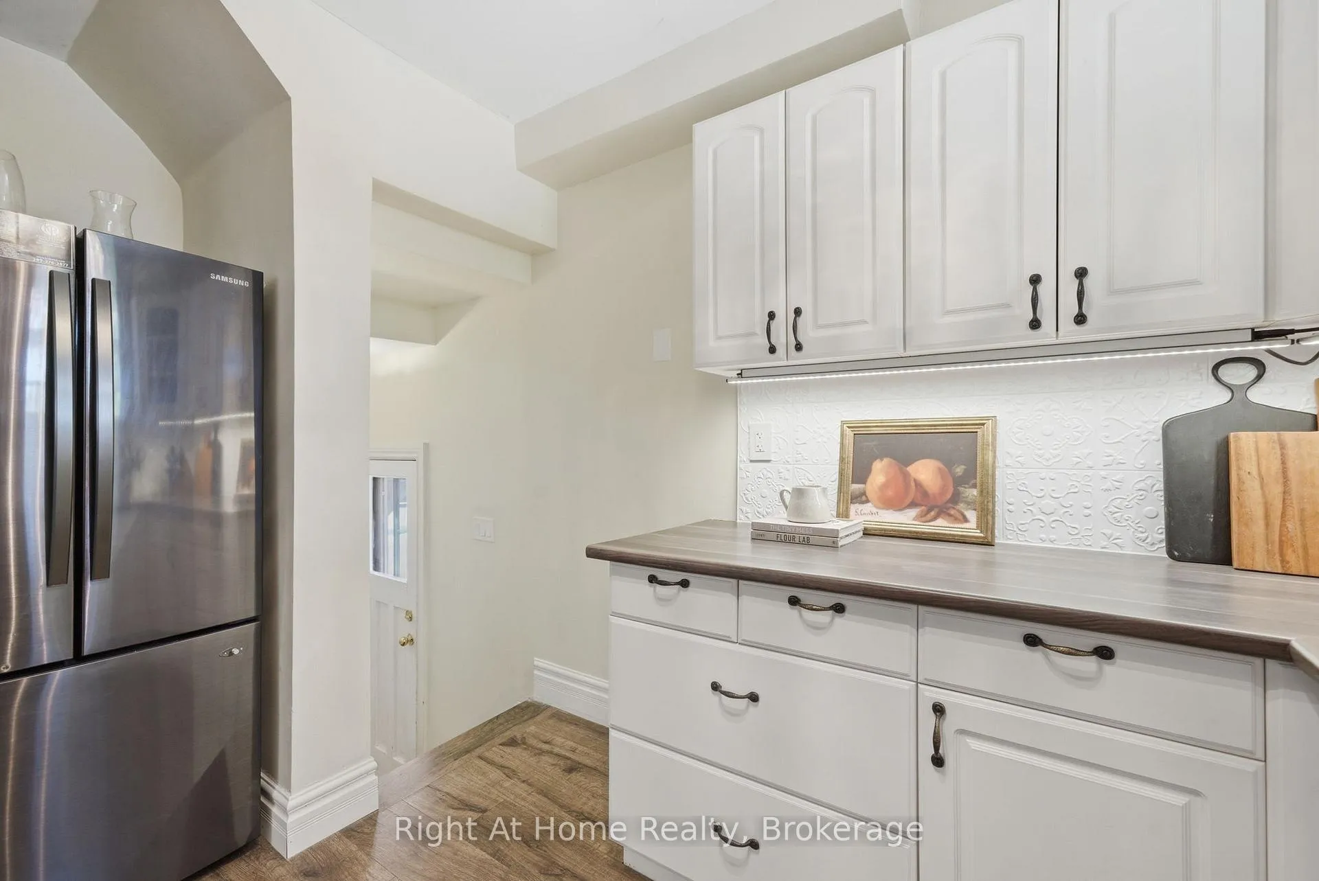 Photo 15 of 381 Jarvis Street, Oshawa, O'Neill — HOMEH