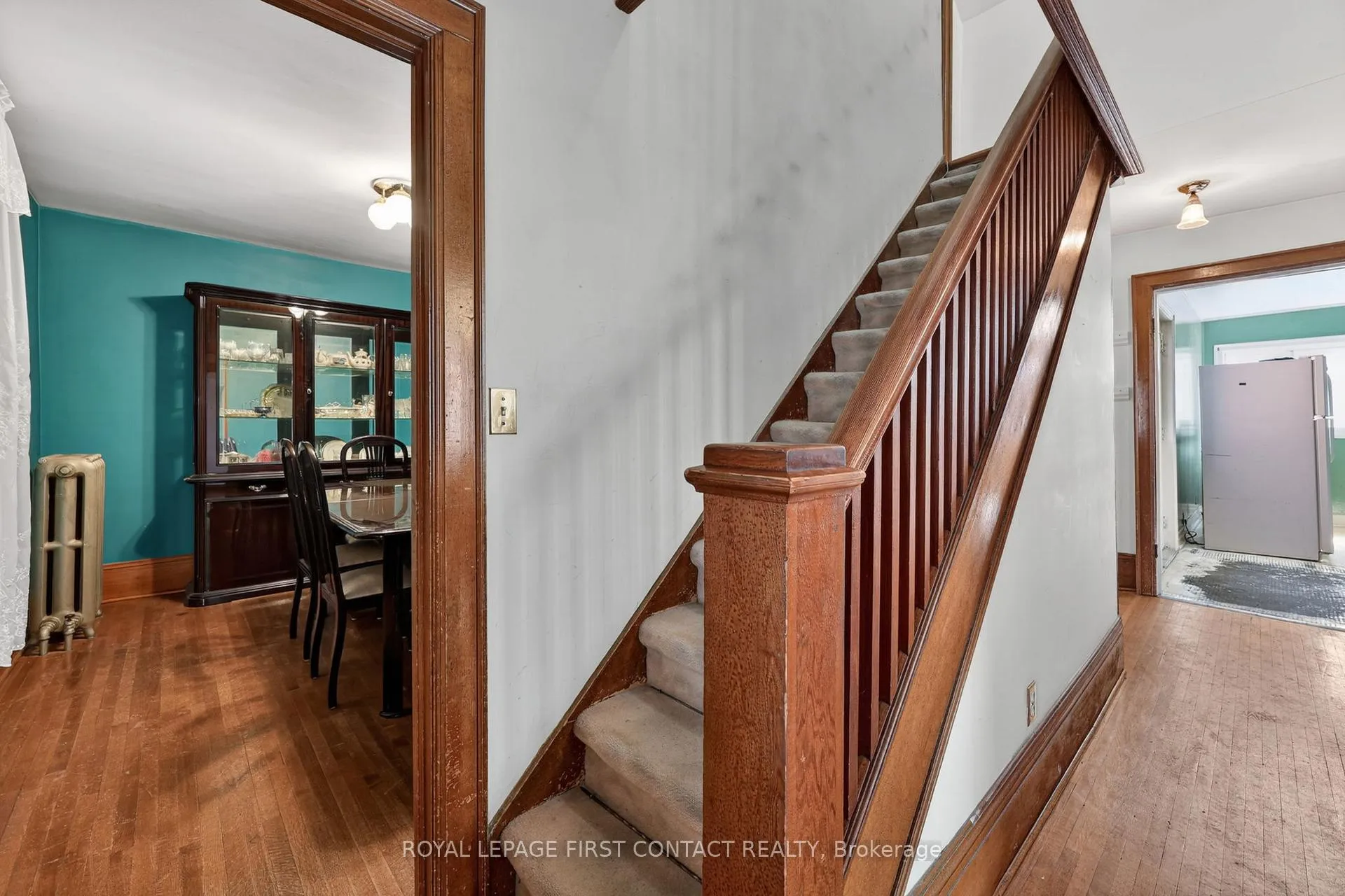 Photo 5 of 202 Bradford Street, Barrie, Allandale Centre — HOMEH