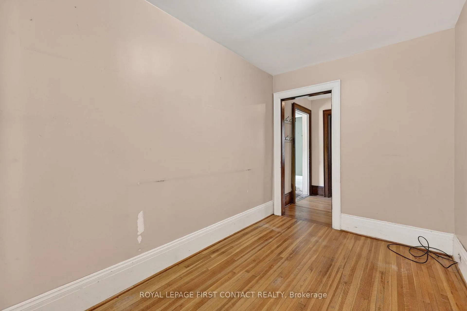 Photo 9 of 202 Bradford Street, Barrie, Allandale Centre — HOMEH