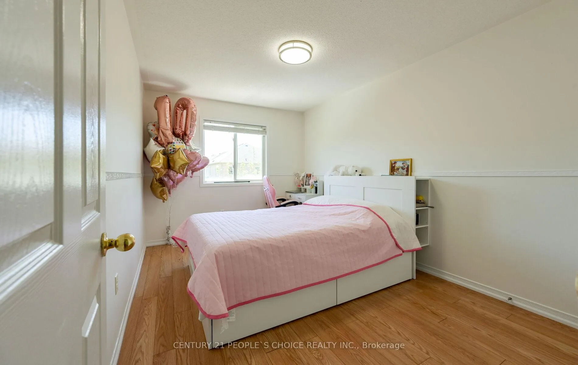 Photo 11 of 479 Davos Road, Vaughan, Vellore Village — HOMEH