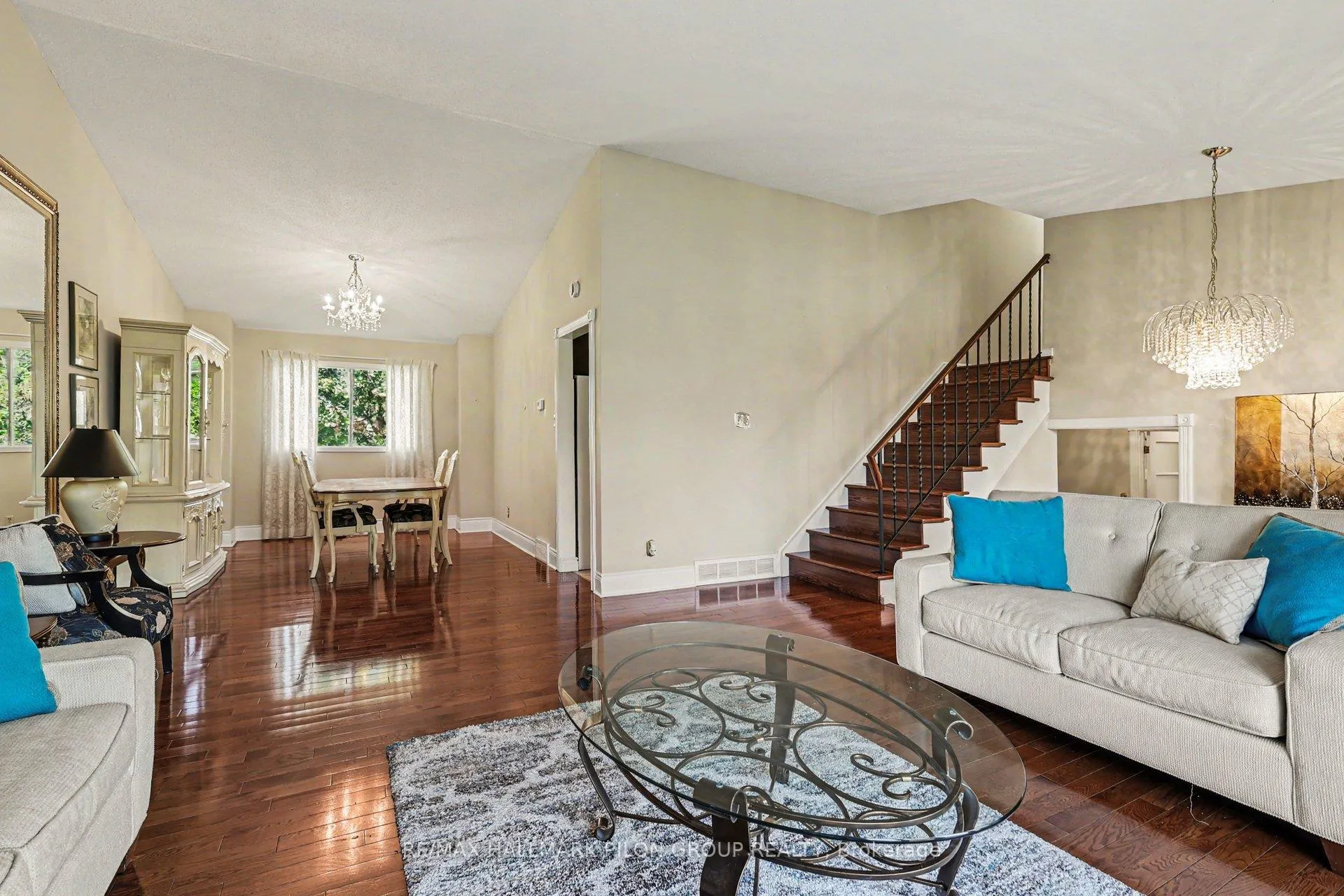 Photo 6 of 6350 Larmond Avenue, Ottawa, Chateauneuf — HOMEH