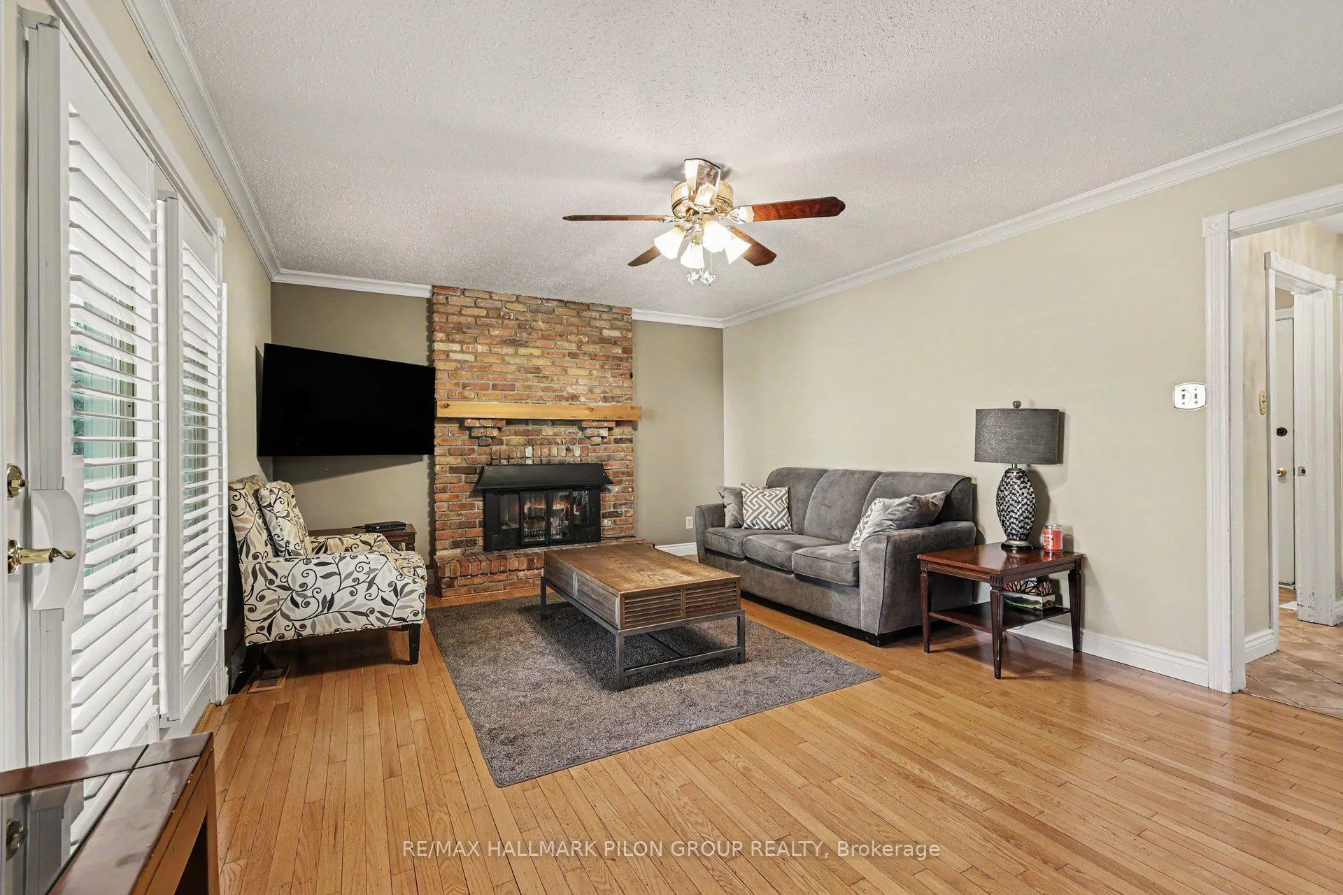 Photo 12 of 6350 Larmond Avenue, Ottawa, Chateauneuf — HOMEH