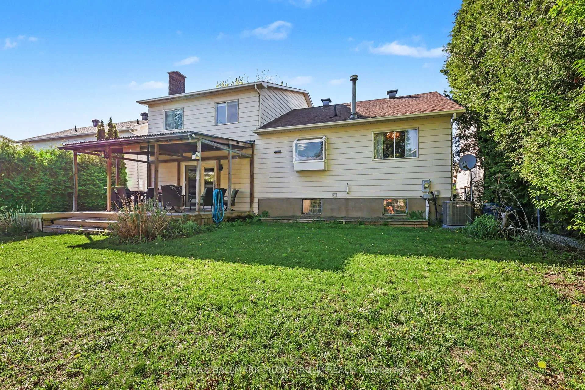 Photo 26 of 6350 Larmond Avenue, Ottawa, Chateauneuf — HOMEH