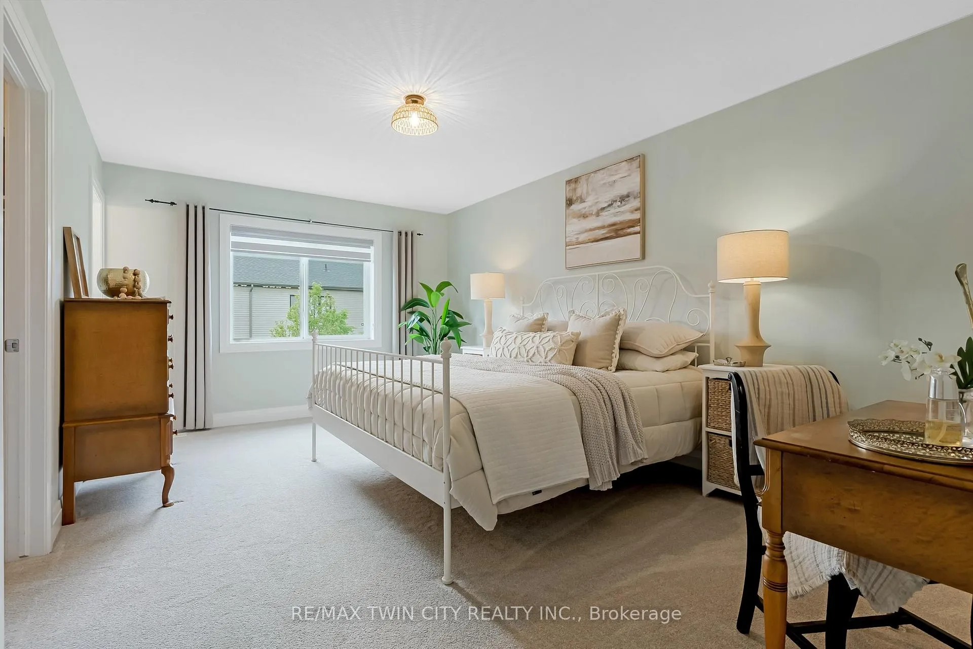 Photo 35 of 195 Hardcastle Drive, Cambridge — HOMEH