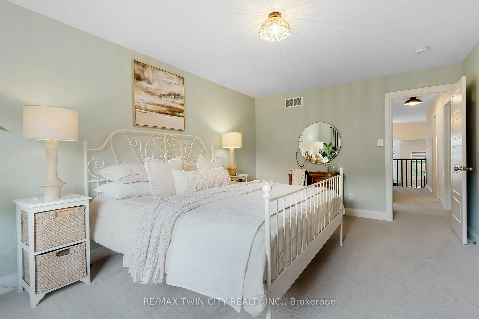 Photo 36 of 195 Hardcastle Drive, Cambridge — HOMEH