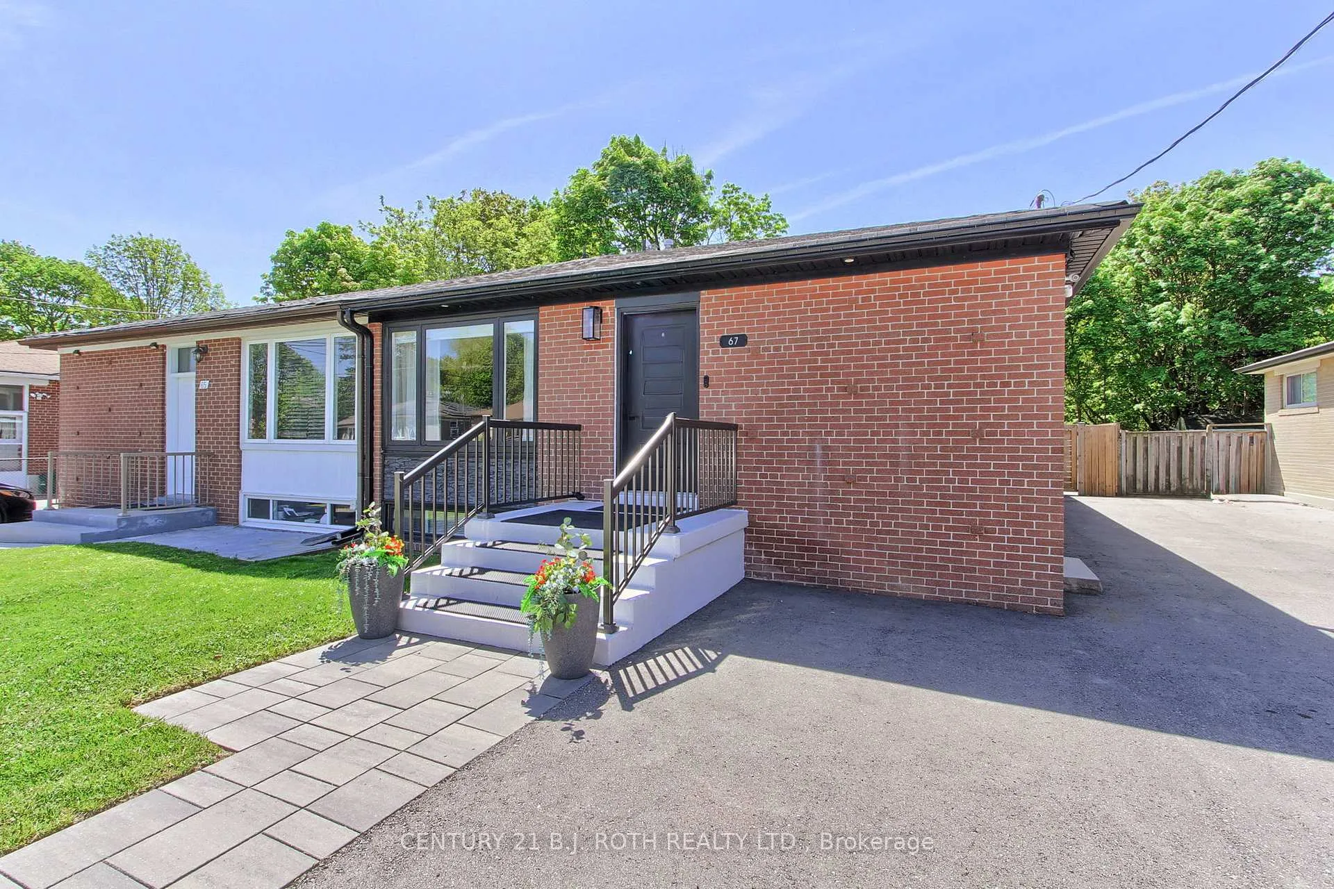 Photo 3 of 67 Davis Road, Aurora, Aurora Highlands — HOMEH