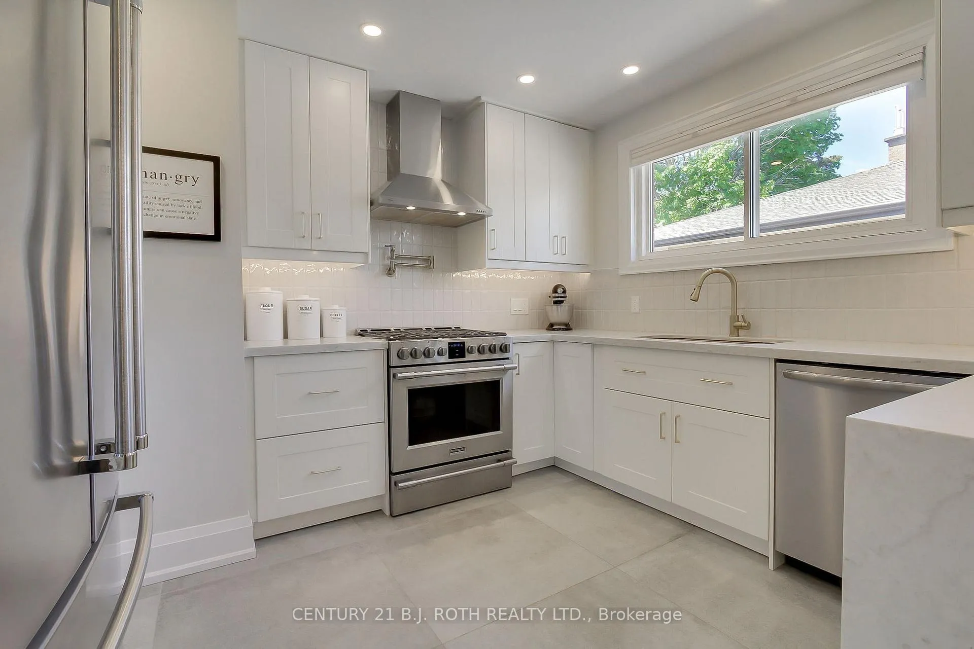 Photo 15 of 67 Davis Road, Aurora, Aurora Highlands — HOMEH