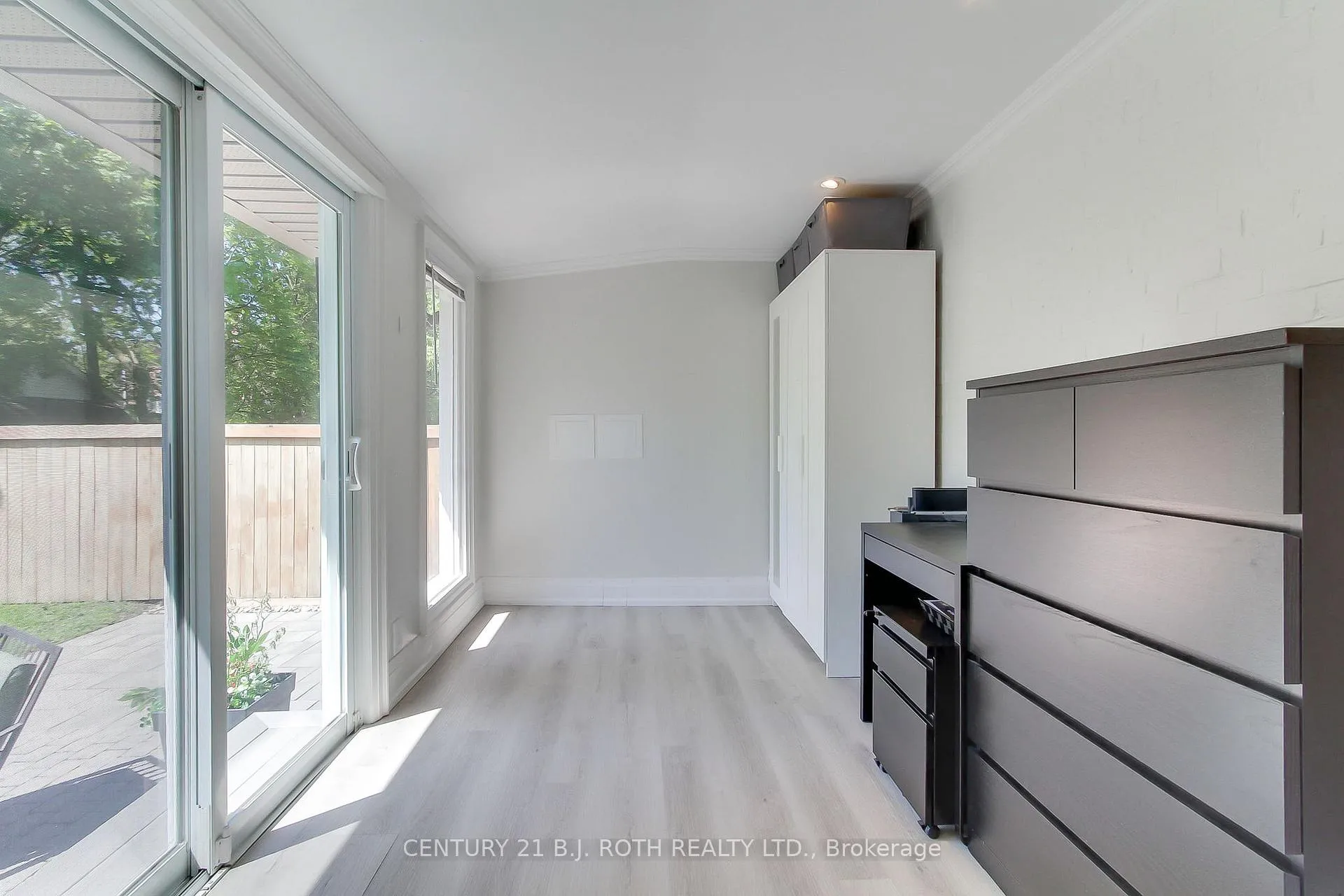 Photo 34 of 67 Davis Road, Aurora, Aurora Highlands — HOMEH