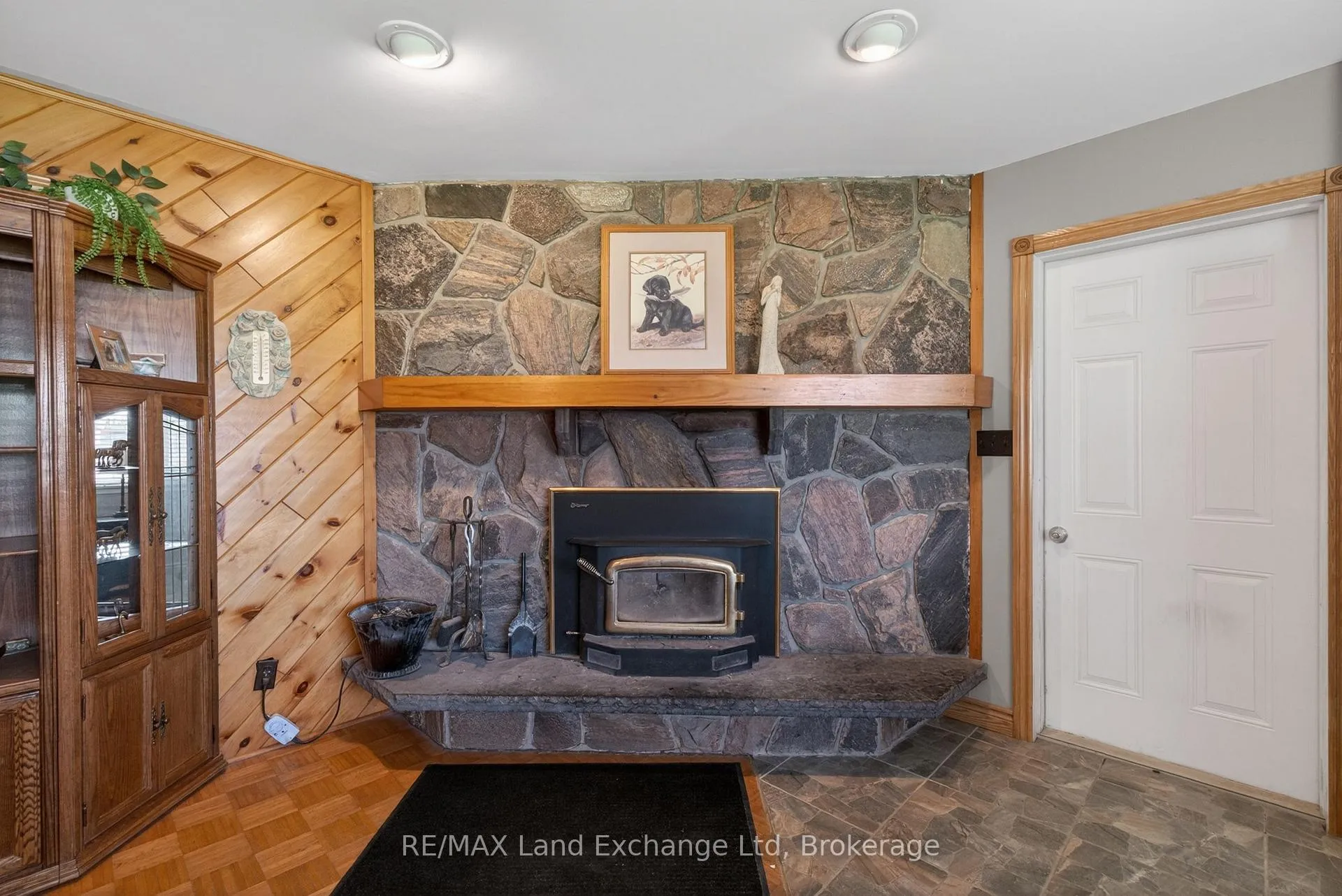 Photo 12 of 696 Josephine Street N, North Huron, Wingham — HOMEH