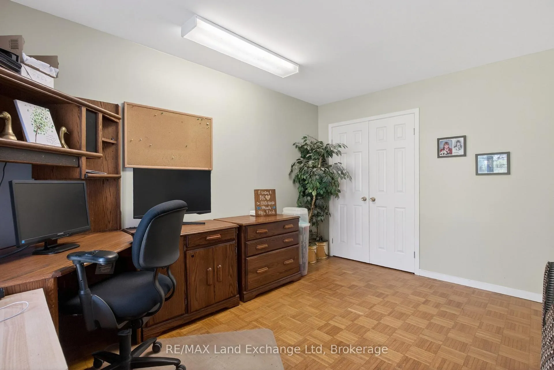 Photo 16 of 696 Josephine Street N, North Huron, Wingham — HOMEH