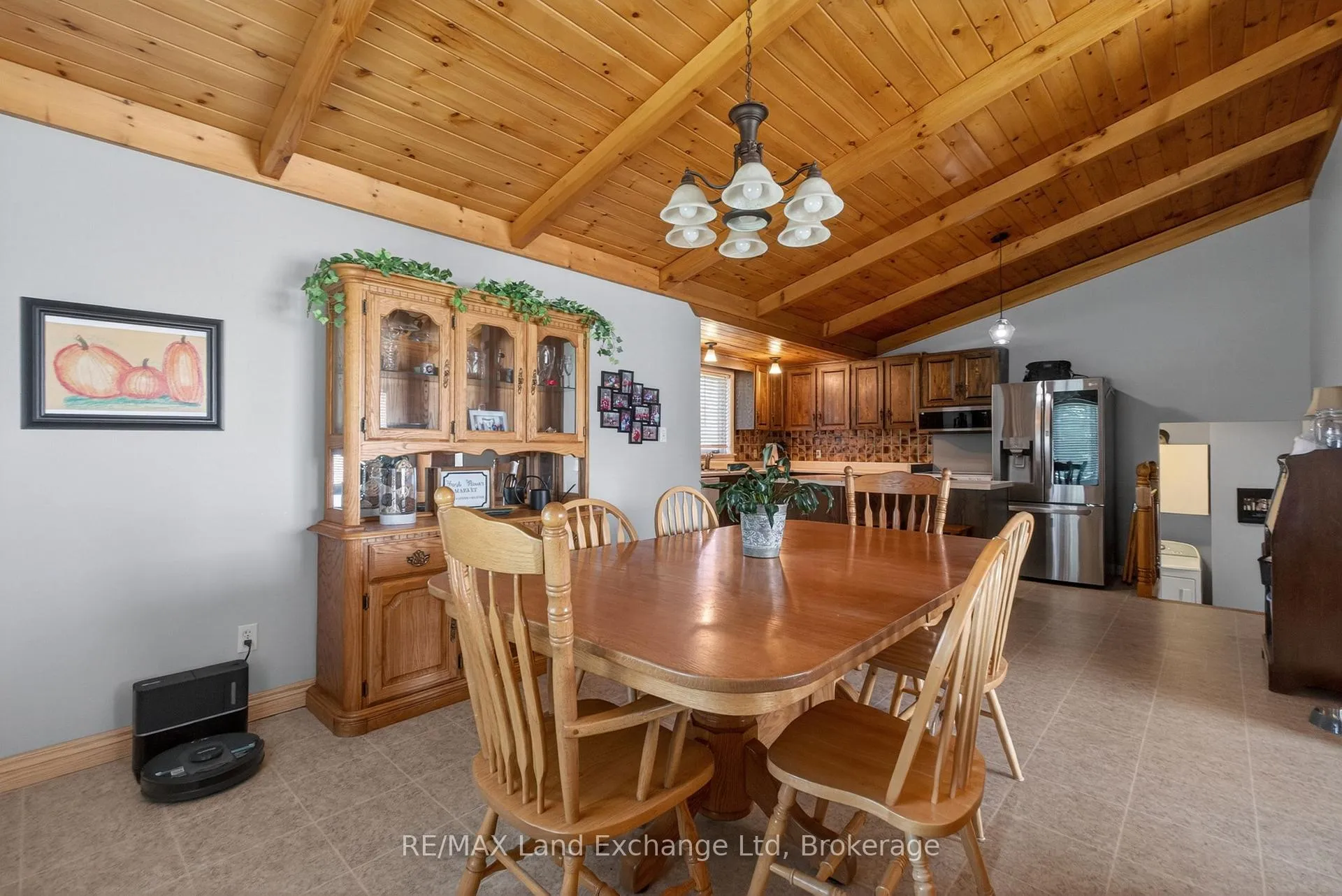 Photo 22 of 696 Josephine Street N, North Huron, Wingham — HOMEH