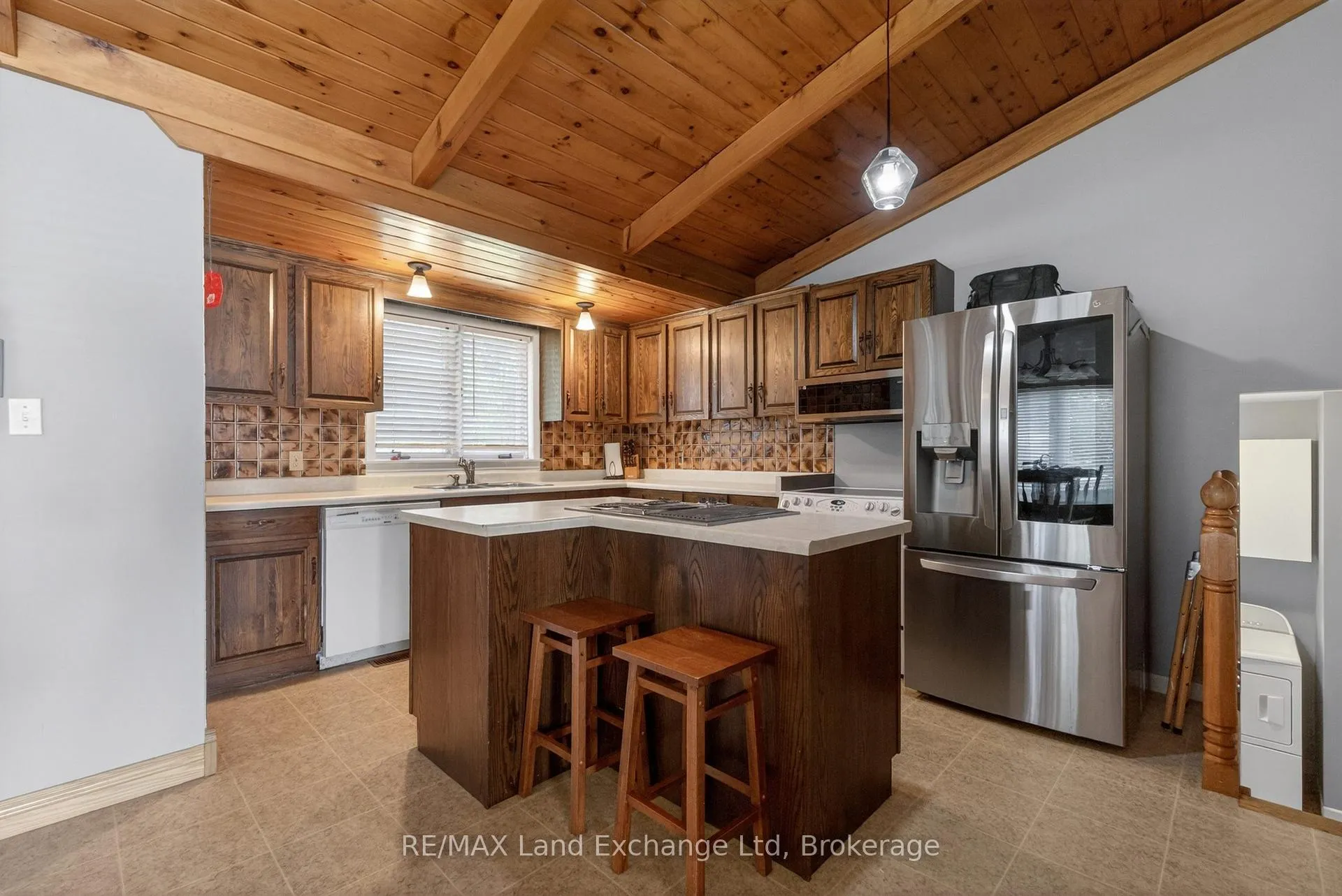 Photo 24 of 696 Josephine Street N, North Huron, Wingham — HOMEH
