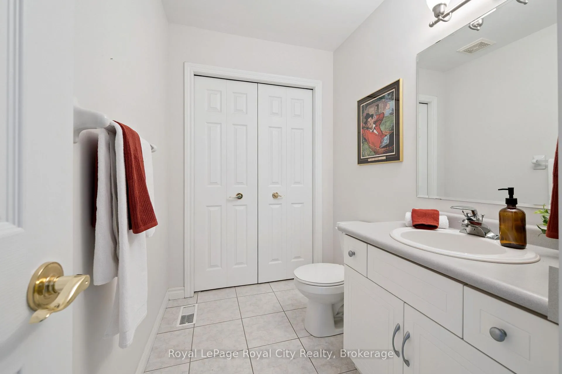 Photo 14 of 17 Terraview Crescent, Guelph, Kortright West — HOMEH