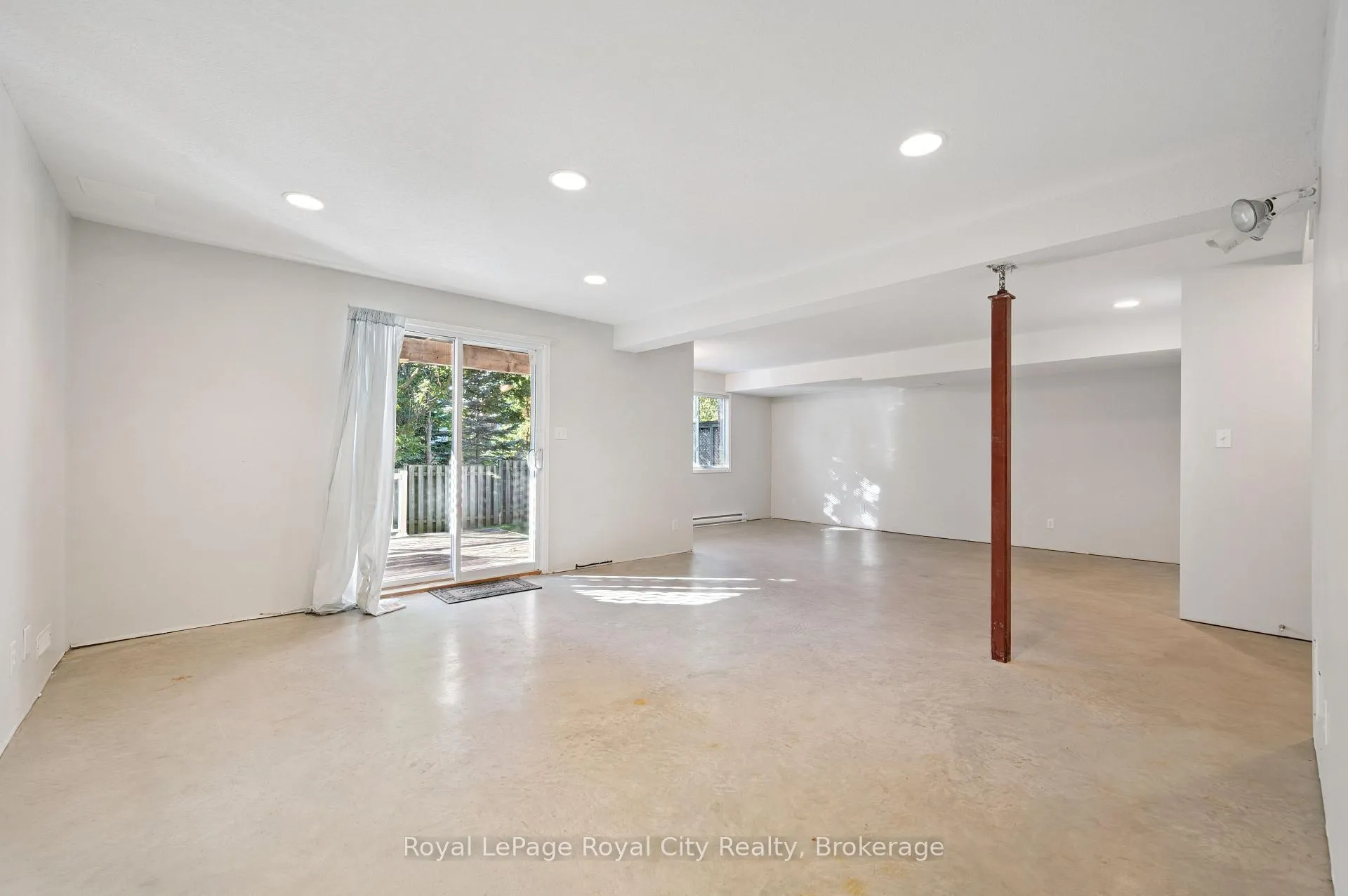 Photo 28 of 17 Terraview Crescent, Guelph, Kortright West — HOMEH