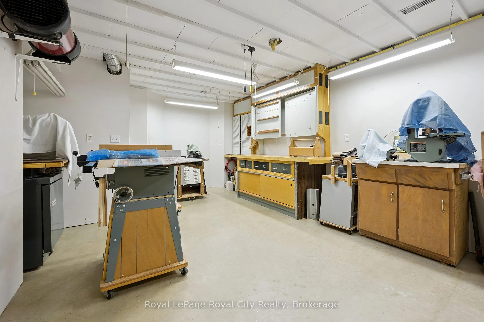 Photo 31 of 17 Terraview Crescent, Guelph, Kortright West — HOMEH