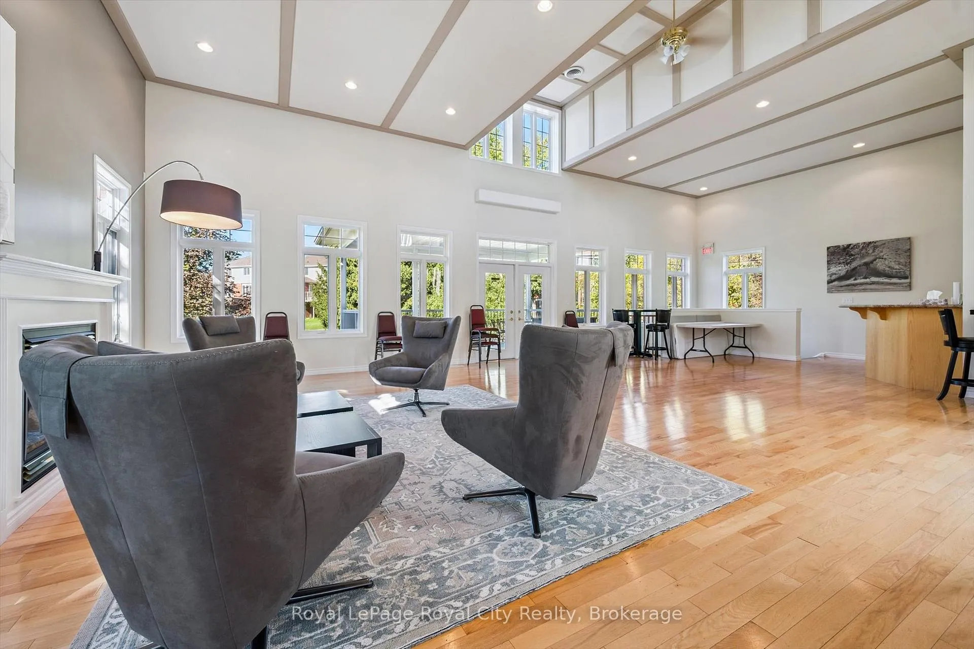 Photo 40 of 17 Terraview Crescent, Guelph, Kortright West — HOMEH