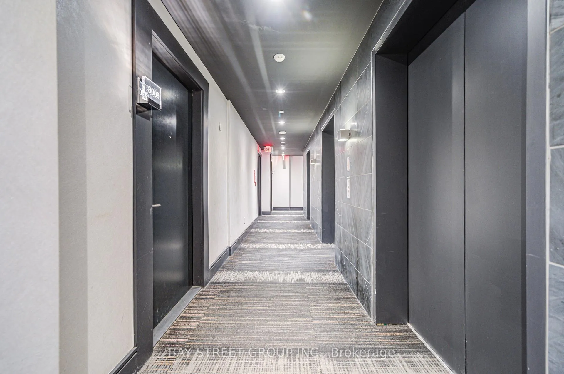 Photo 7 of Unit 3002, 290 Adelaide Street W, Toronto, Waterfront Communities — HOMEH
