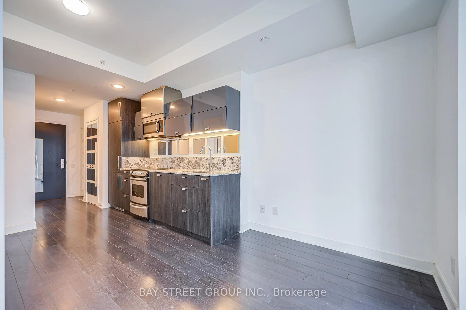 Photo 22 of Unit 3002, 290 Adelaide Street W, Toronto, Waterfront Communities — HOMEH