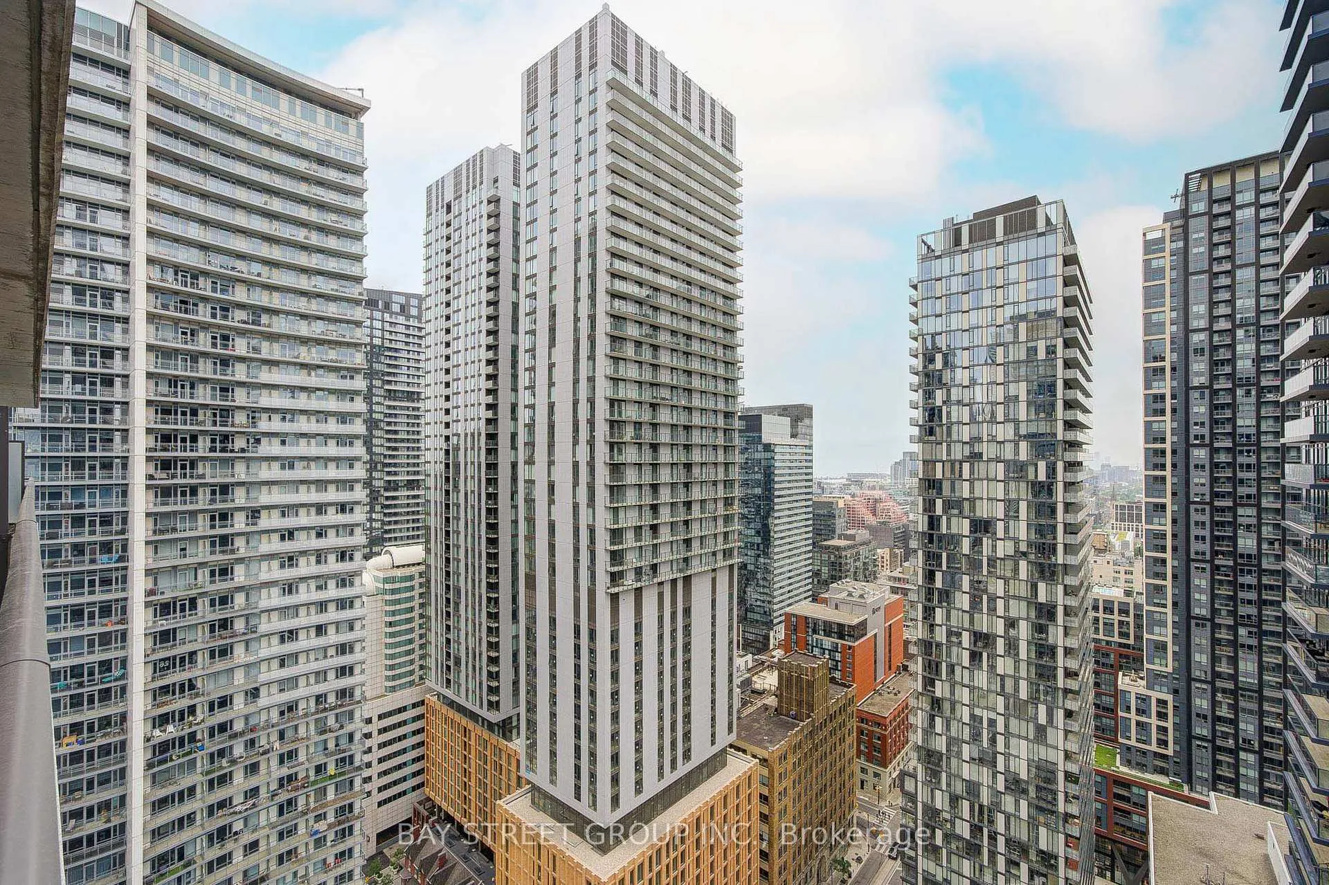 Photo 34 of Unit 3002, 290 Adelaide Street W, Toronto, Waterfront Communities — HOMEH