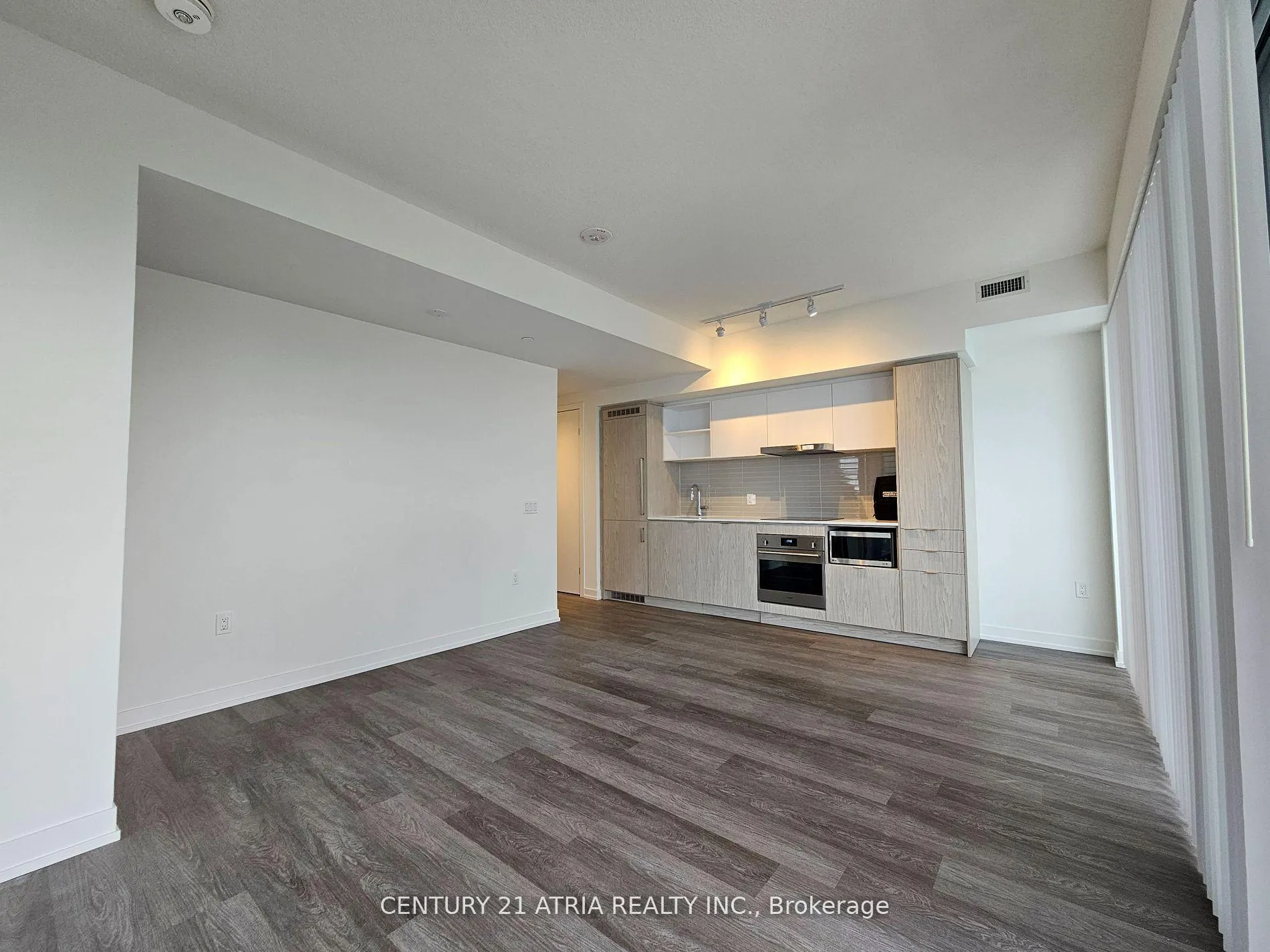 Photo 5 of Unit 4305, 55 Cooper Street, Toronto, Waterfront Communities — HOMEH