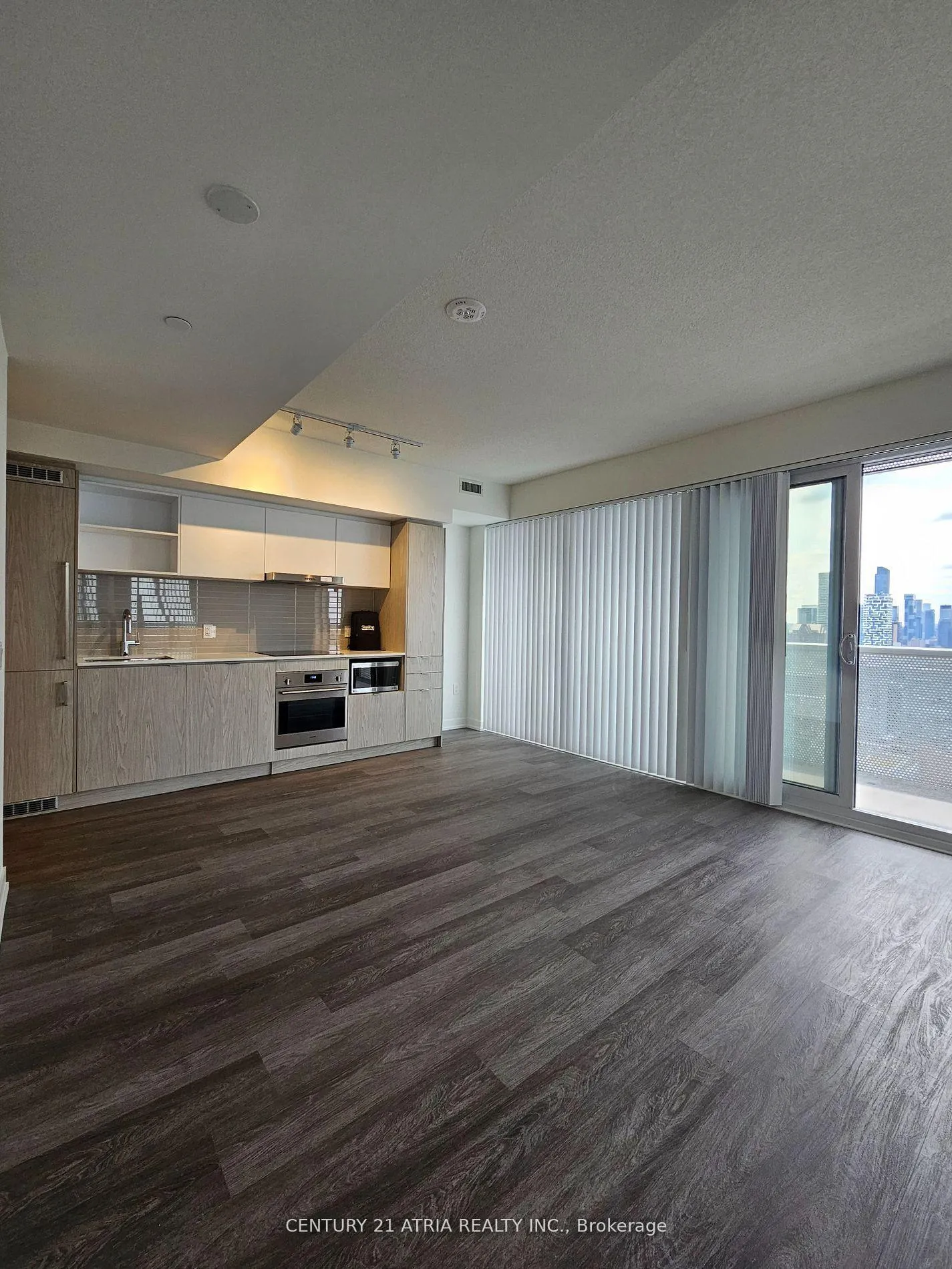 Photo 6 of Unit 4305, 55 Cooper Street, Toronto, Waterfront Communities — HOMEH