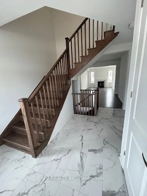 Photo 9 of 384 Madelaine Drive, Barrie, Rural Barrie Southeast — HOMEH
