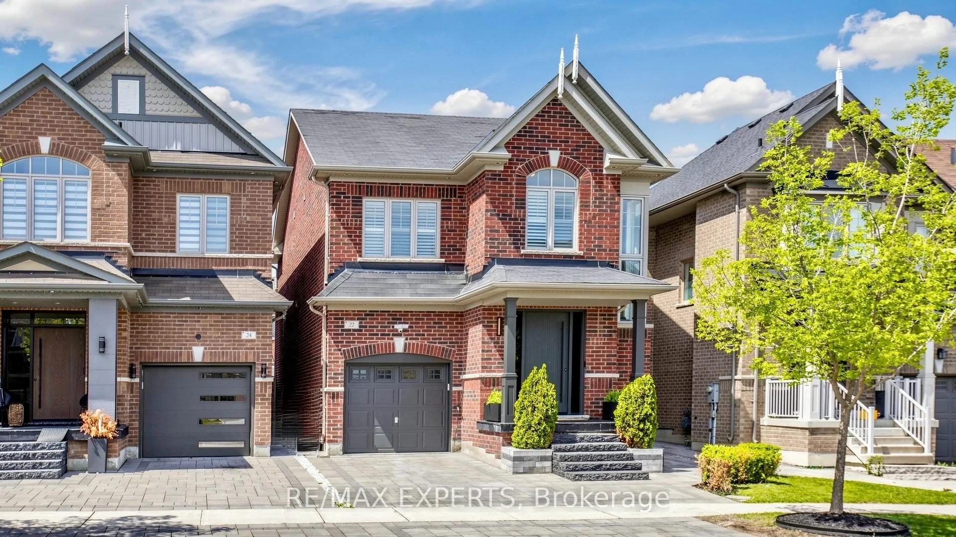 Photo 1 of 22 Red Tree Drive, Vaughan, Kleinburg — HOMEH