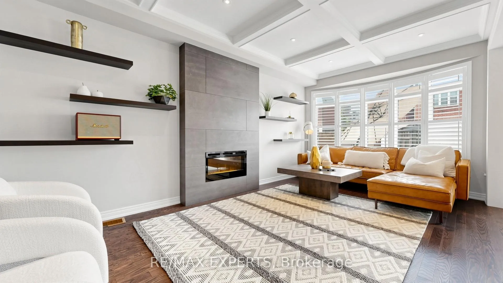 Photo 6 of 22 Red Tree Drive, Vaughan, Kleinburg — HOMEH