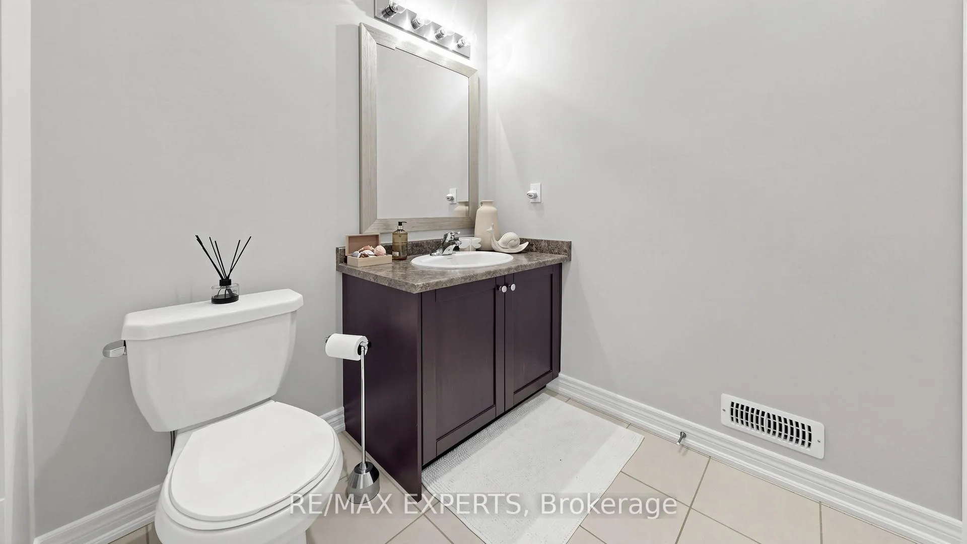 Photo 35 of 22 Red Tree Drive, Vaughan, Kleinburg — HOMEH