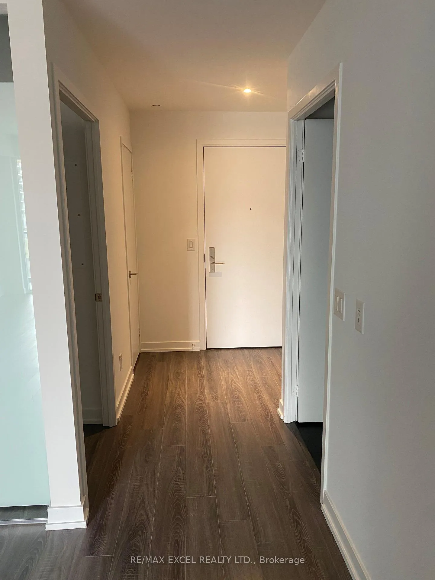 Photo 8 of Unit 913, 20 Edward Street, Toronto, Bay Street Corridor — HOMEH