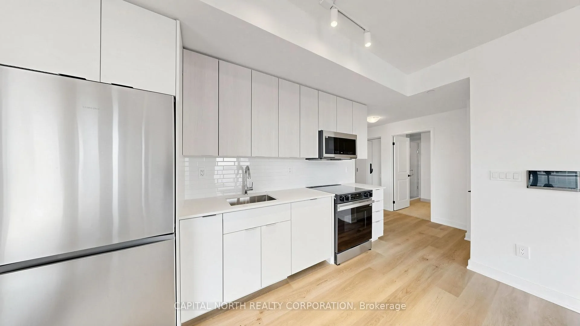 Photo 8 of Unit 708, 2075 Lakeshore Road, Burlington, Brant — HOMEH