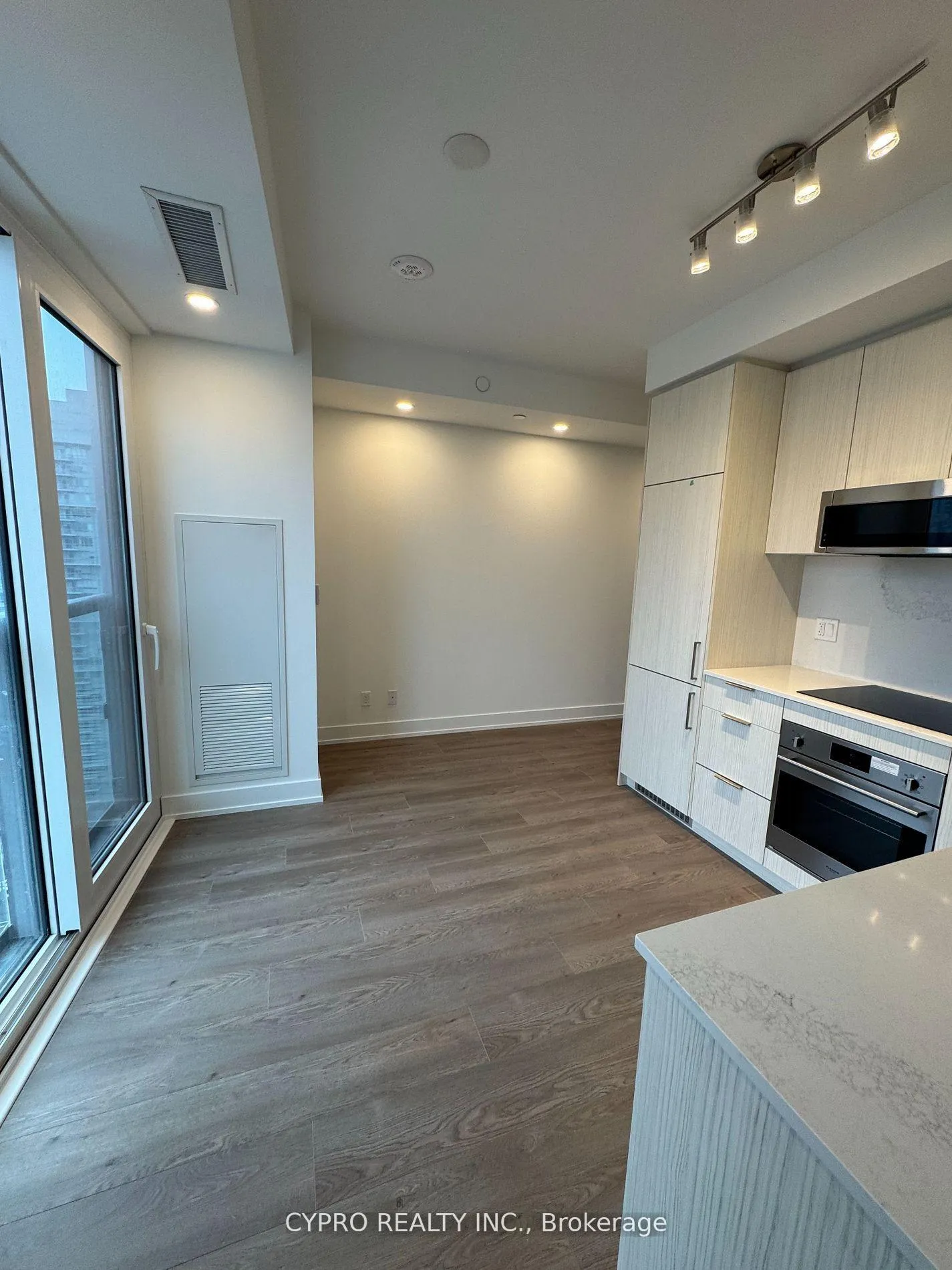 Photo 2 of Unit 2401, 308 Jarvis Street, Toronto, Church-Yonge Corridor — HOMEH