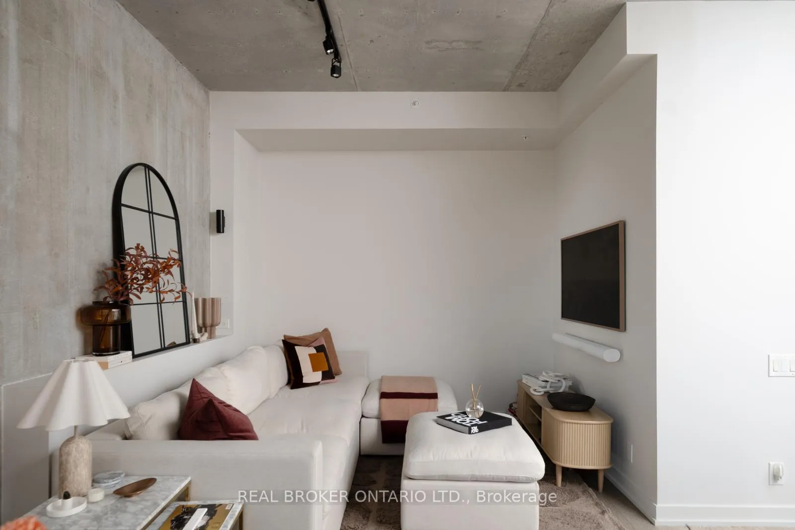Photo 6 of Unit PH24, 39 Brant Street, Toronto, Waterfront Communities — HOMEH