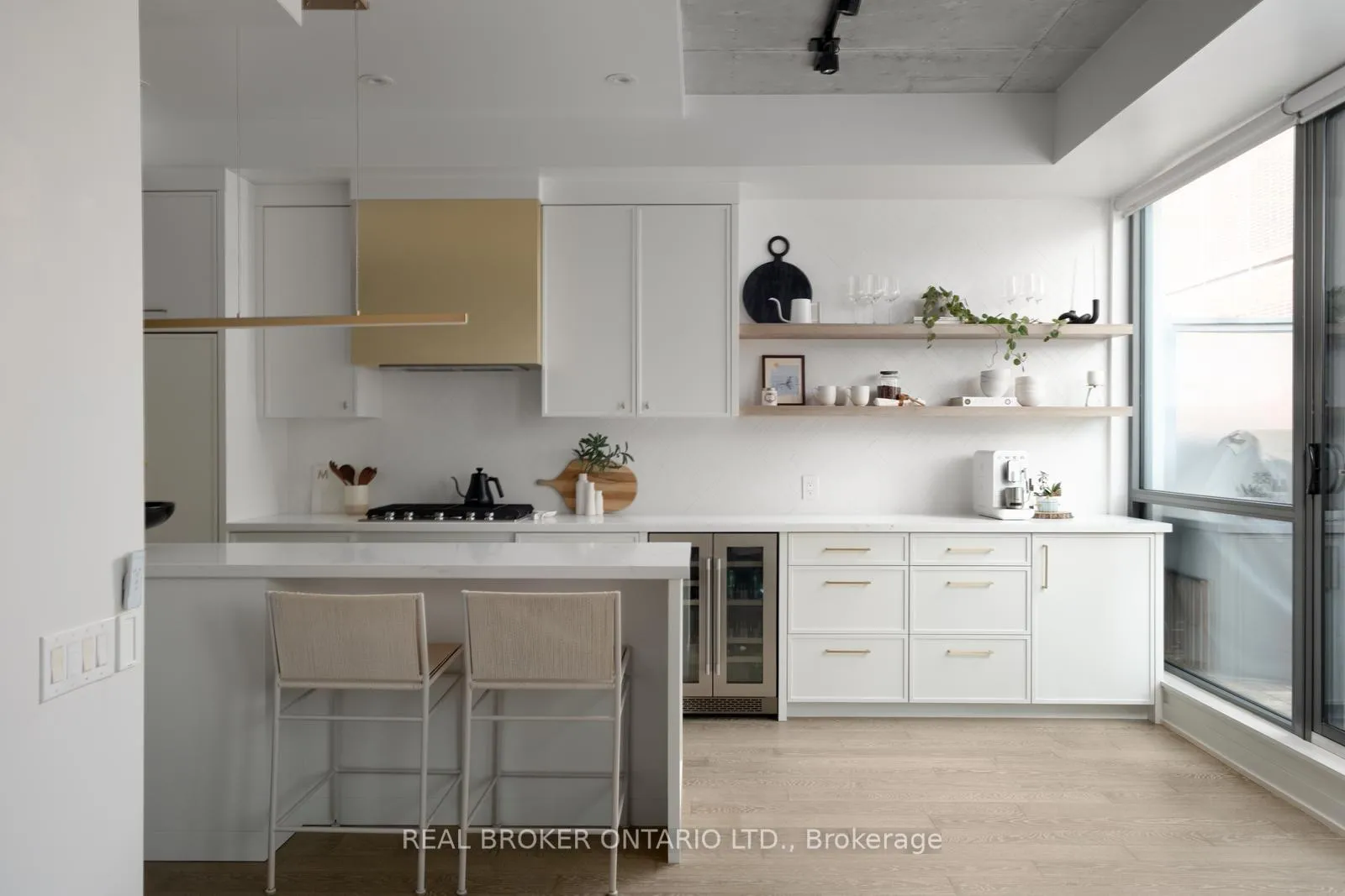 Photo 8 of Unit PH24, 39 Brant Street, Toronto, Waterfront Communities — HOMEH