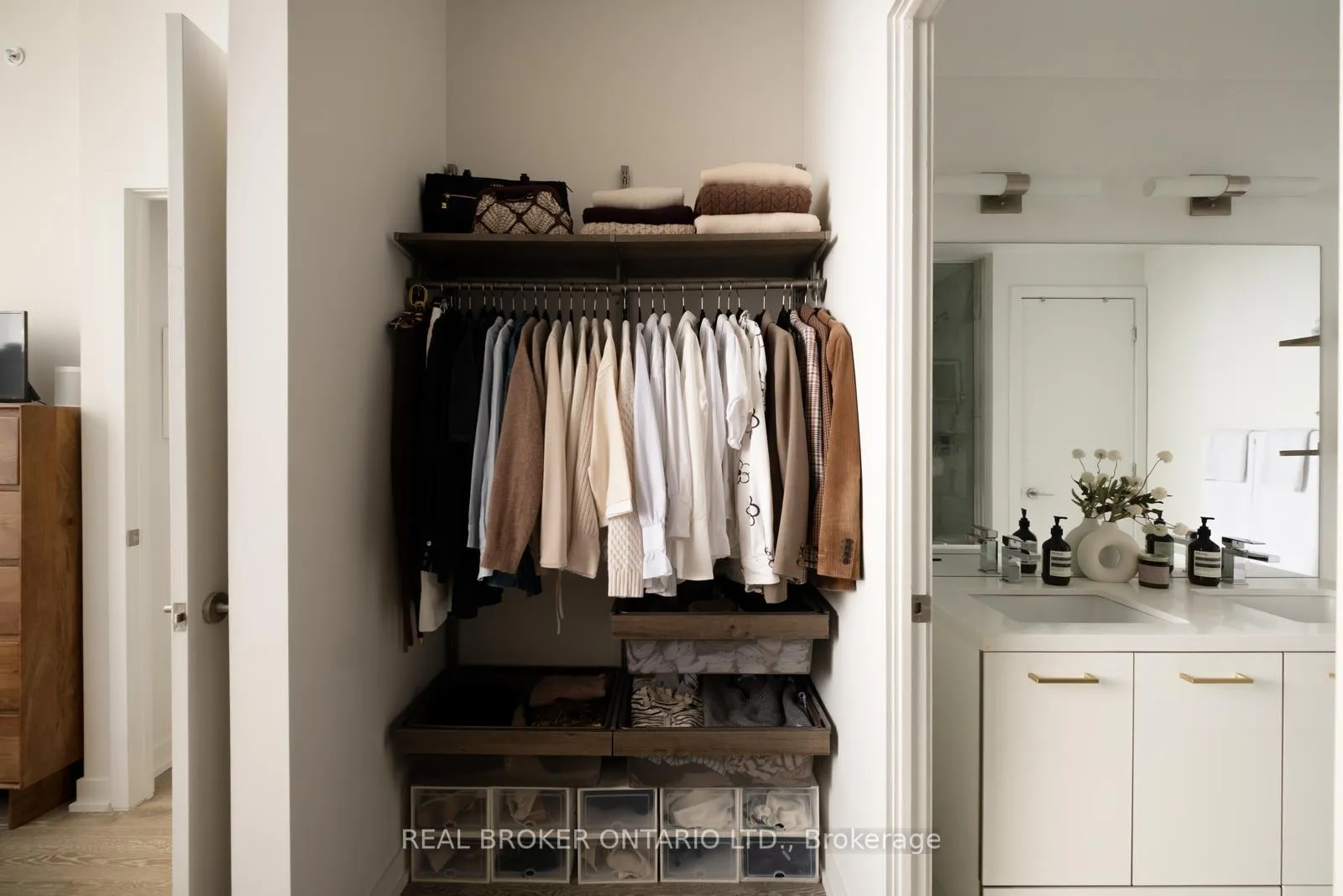 Photo 19 of Unit PH24, 39 Brant Street, Toronto, Waterfront Communities — HOMEH