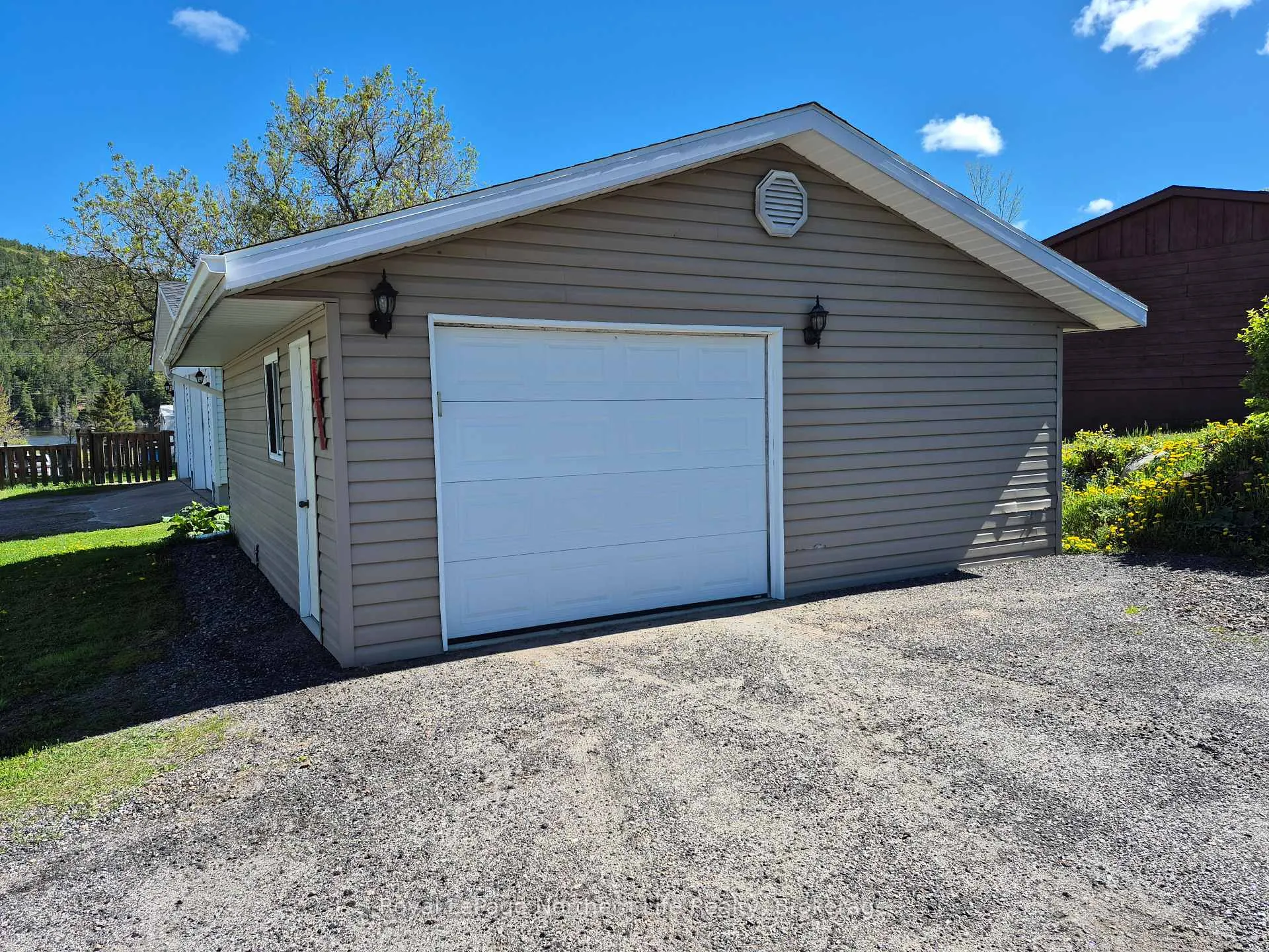 Photo 3 of 261 Brook Street, Mattawa — HOMEH