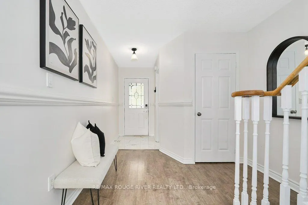 Photo 3 of 106 Tremount Street, Whitby, Rural Whitby — HOMEH