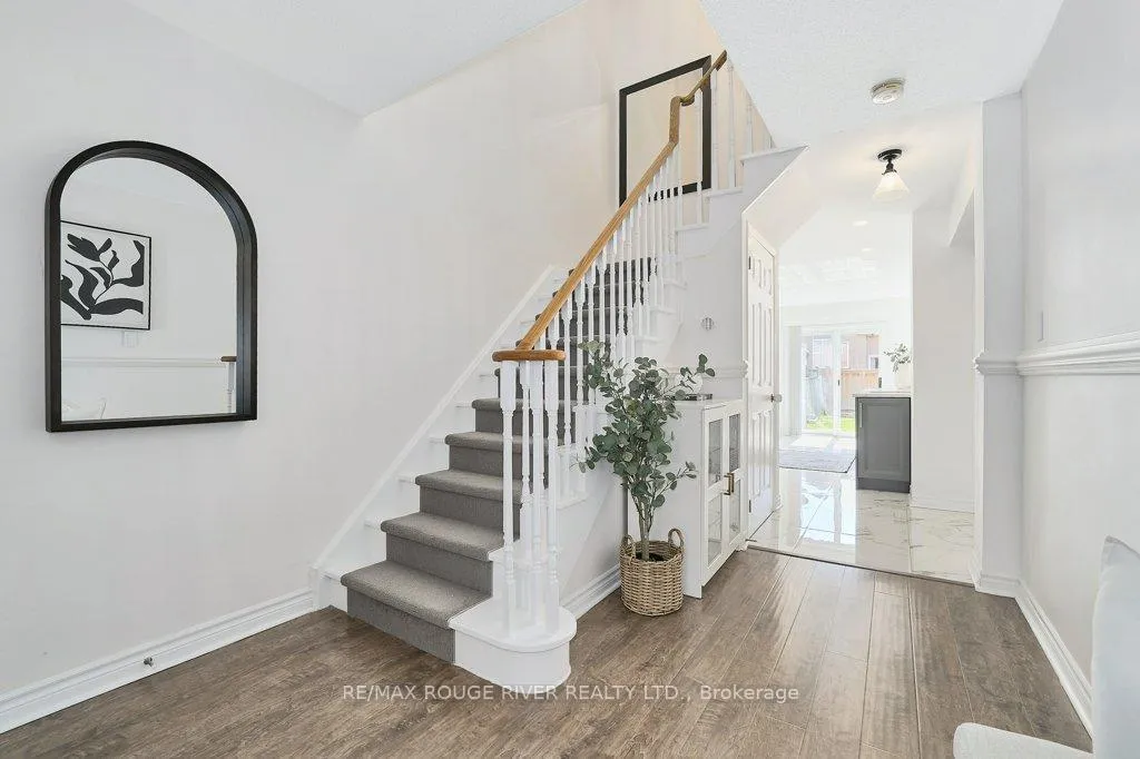 Photo 5 of 106 Tremount Street, Whitby, Rural Whitby — HOMEH