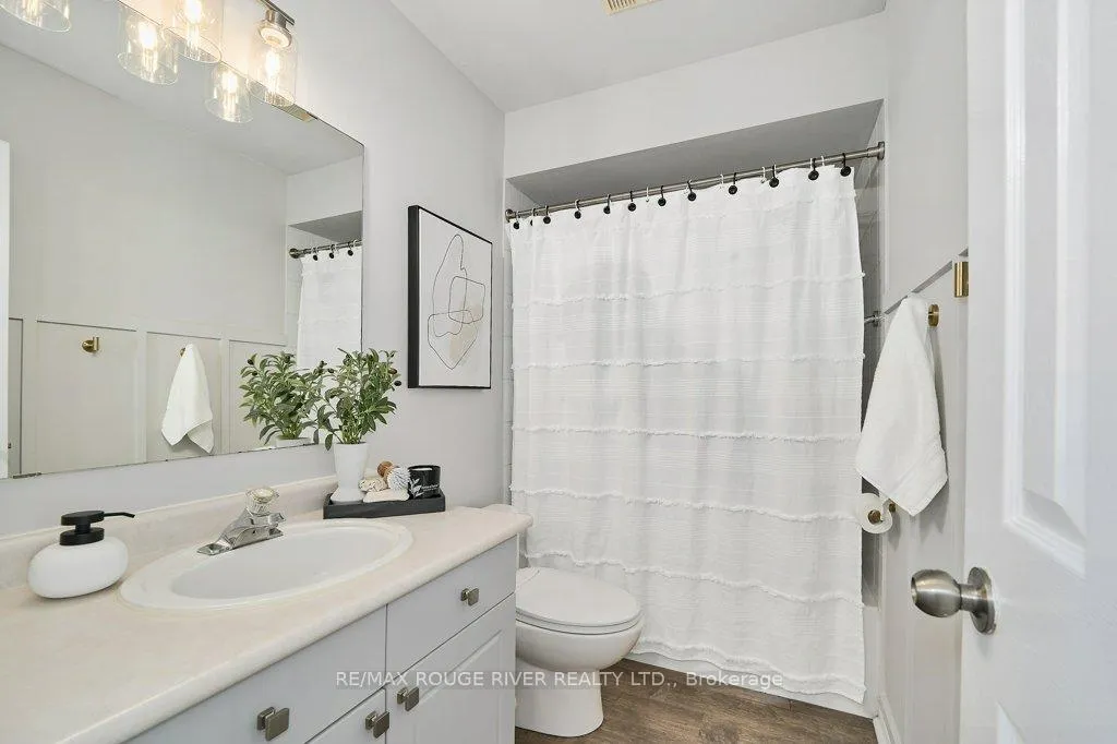 Photo 22 of 106 Tremount Street, Whitby, Rural Whitby — HOMEH