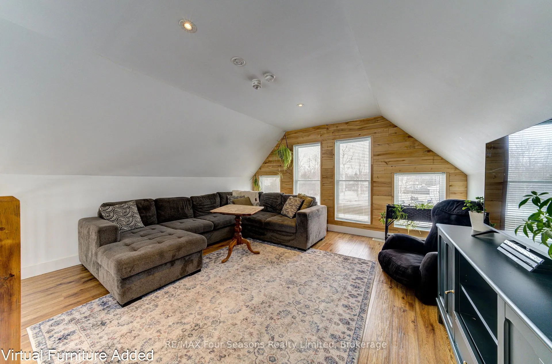 Photo 33 of 40 Braeside Street, Collingwood — HOMEH