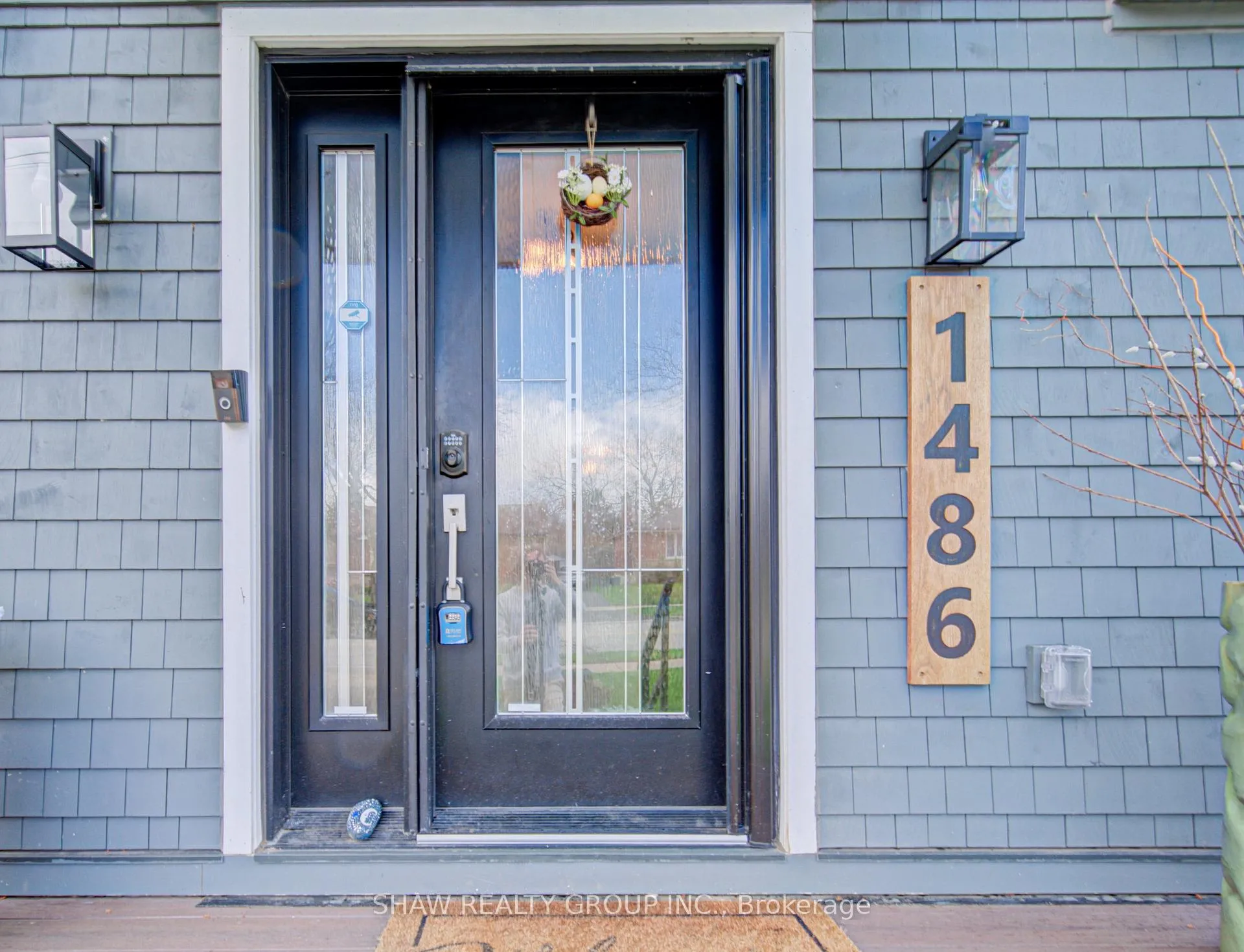 Photo 4 of 1486 Augustine Drive, Burlington, Mountainside — HOMEH