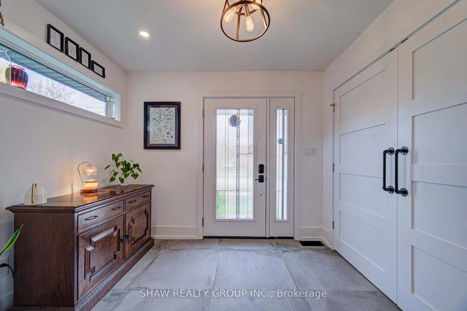 Photo 11 of 1486 Augustine Drive, Burlington, Mountainside — HOMEH