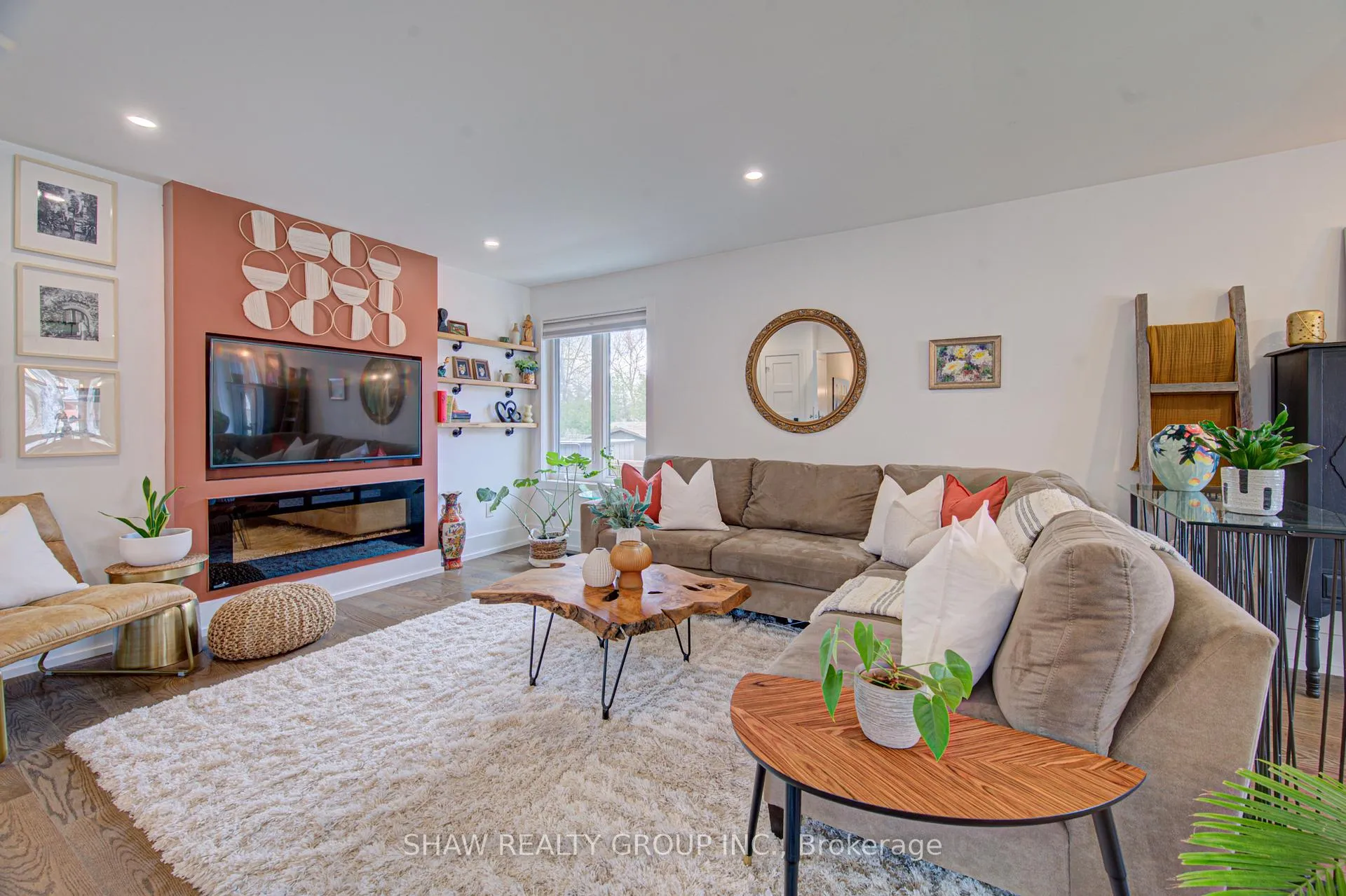 Photo 17 of 1486 Augustine Drive, Burlington, Mountainside — HOMEH
