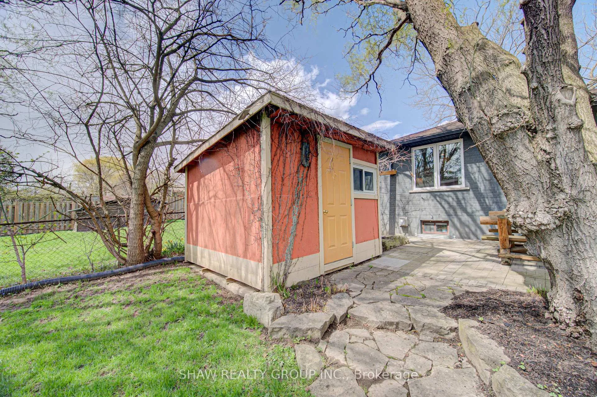 Photo 38 of 1486 Augustine Drive, Burlington, Mountainside — HOMEH