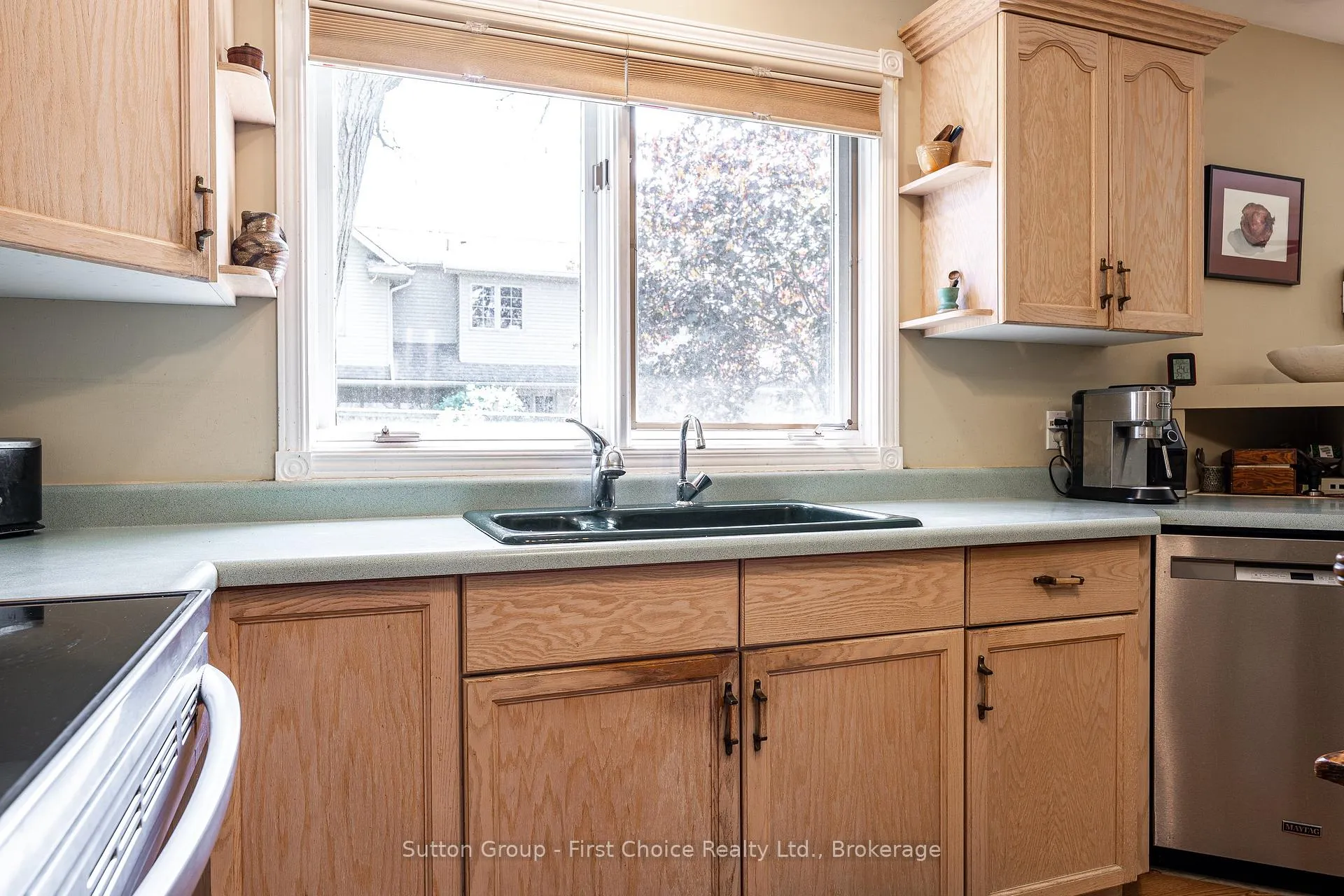 Photo 14 of 25 White Street, Stratford — HOMEH