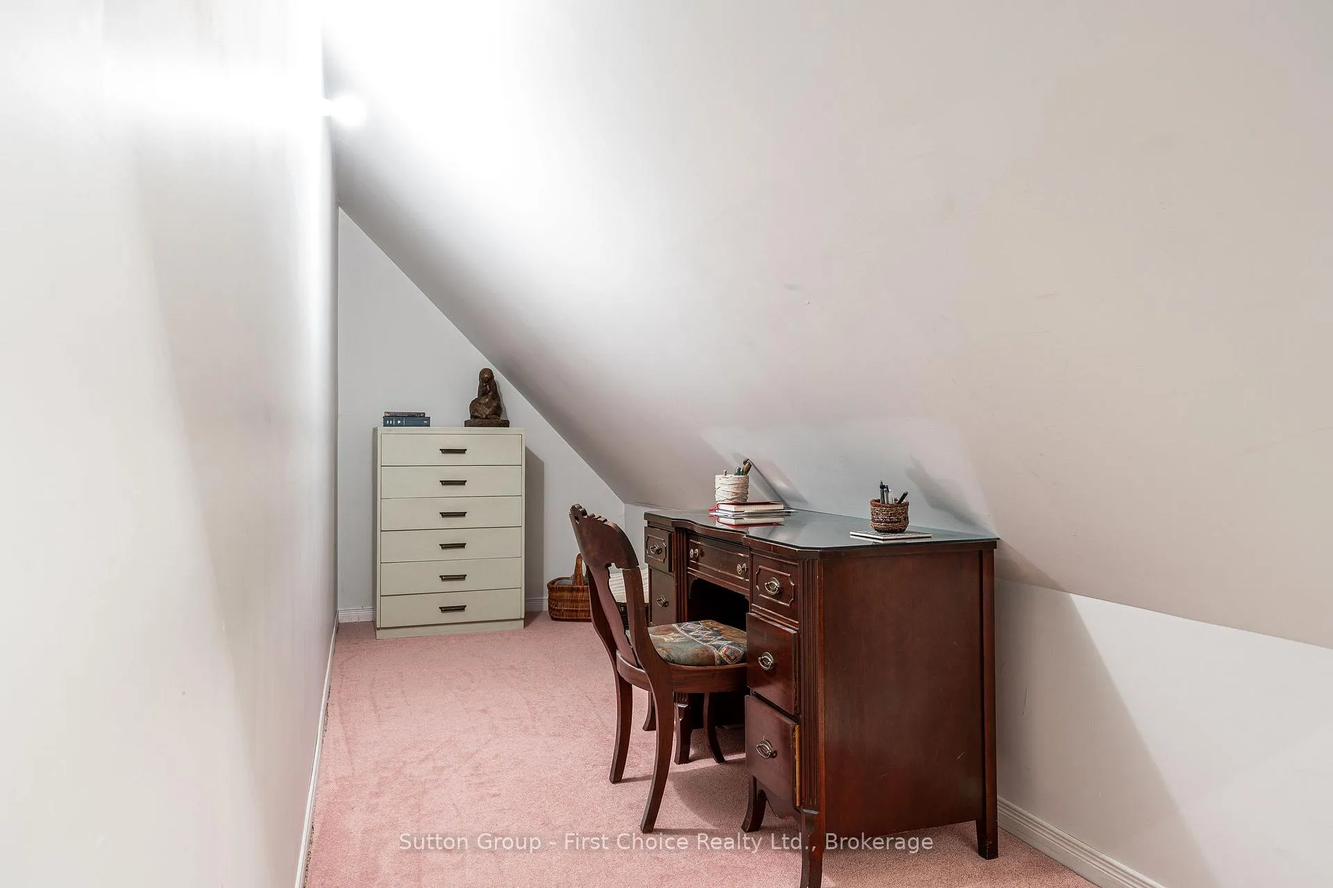 Photo 34 of 25 White Street, Stratford — HOMEH