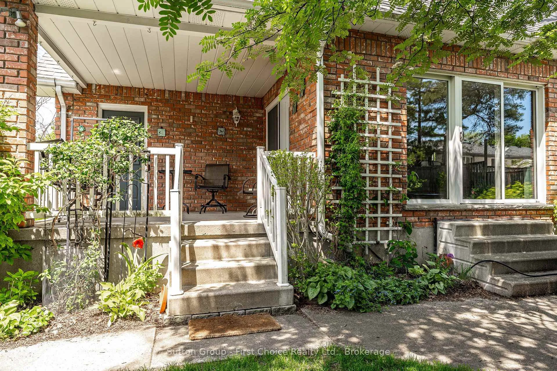 Photo 44 of 25 White Street, Stratford — HOMEH