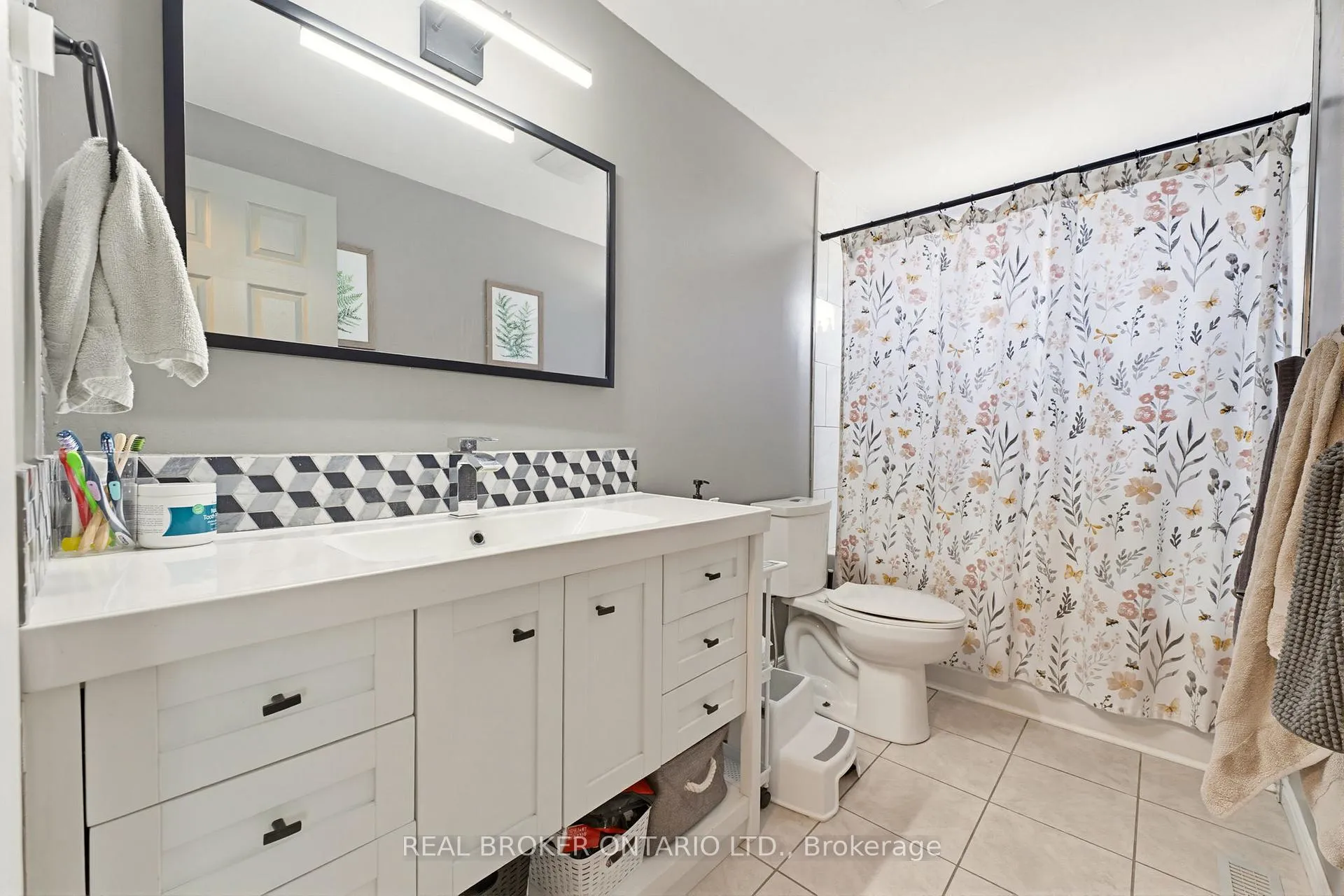 Photo 15 of 26 Aspen Crescent, Woolwich — HOMEH