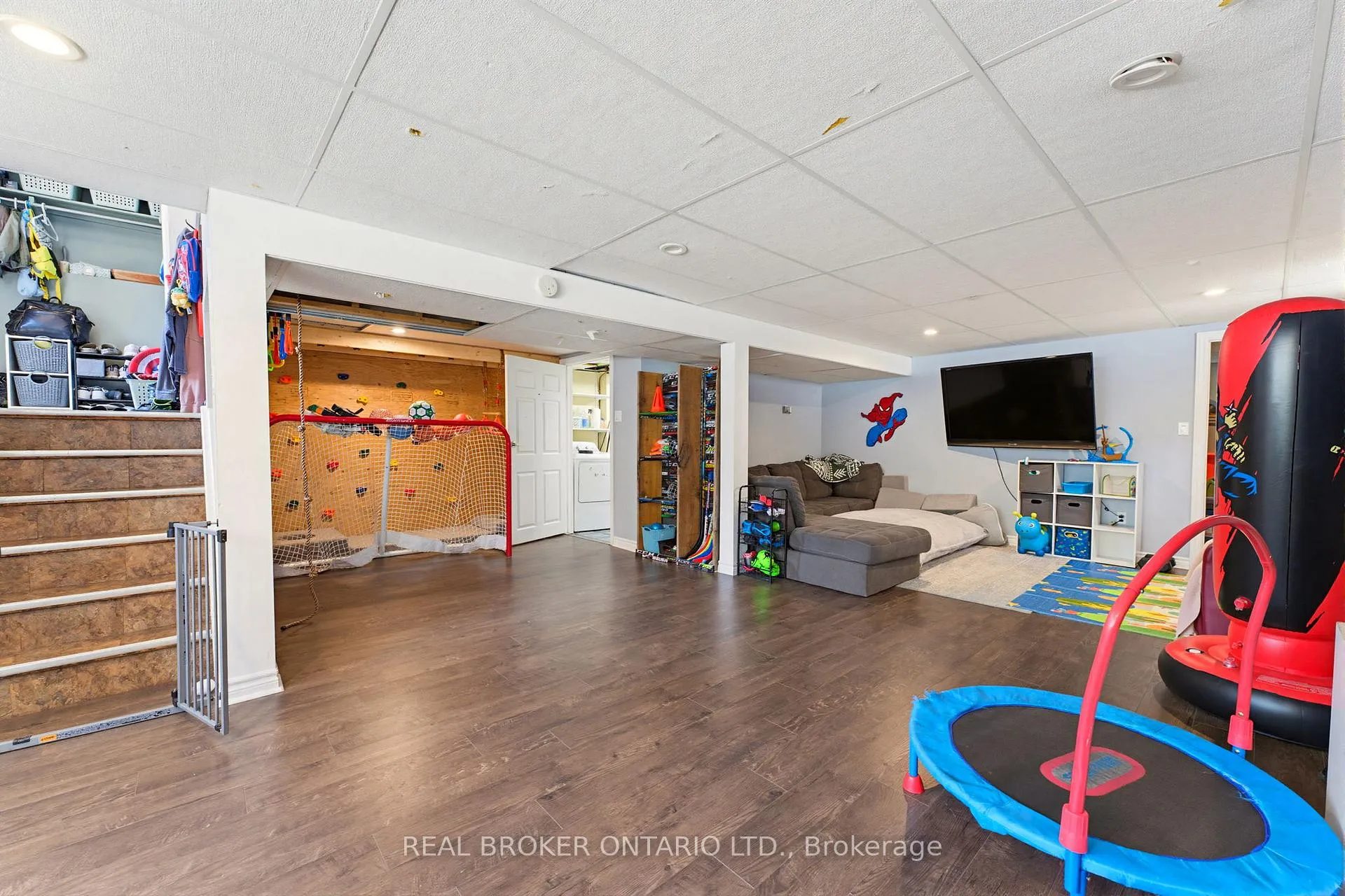 Photo 16 of 26 Aspen Crescent, Woolwich — HOMEH